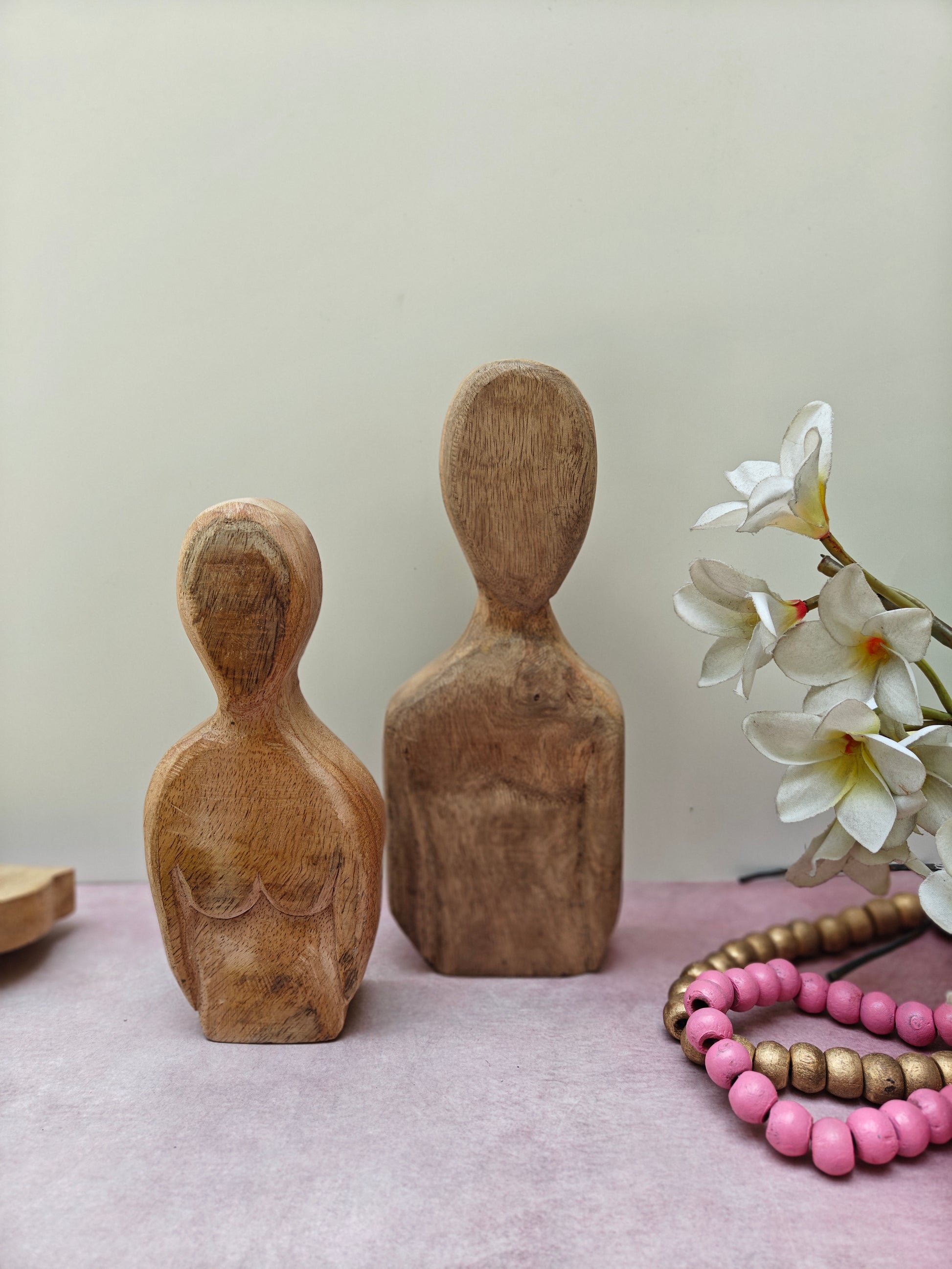 Minimalist Wooden Couple Figurine Set