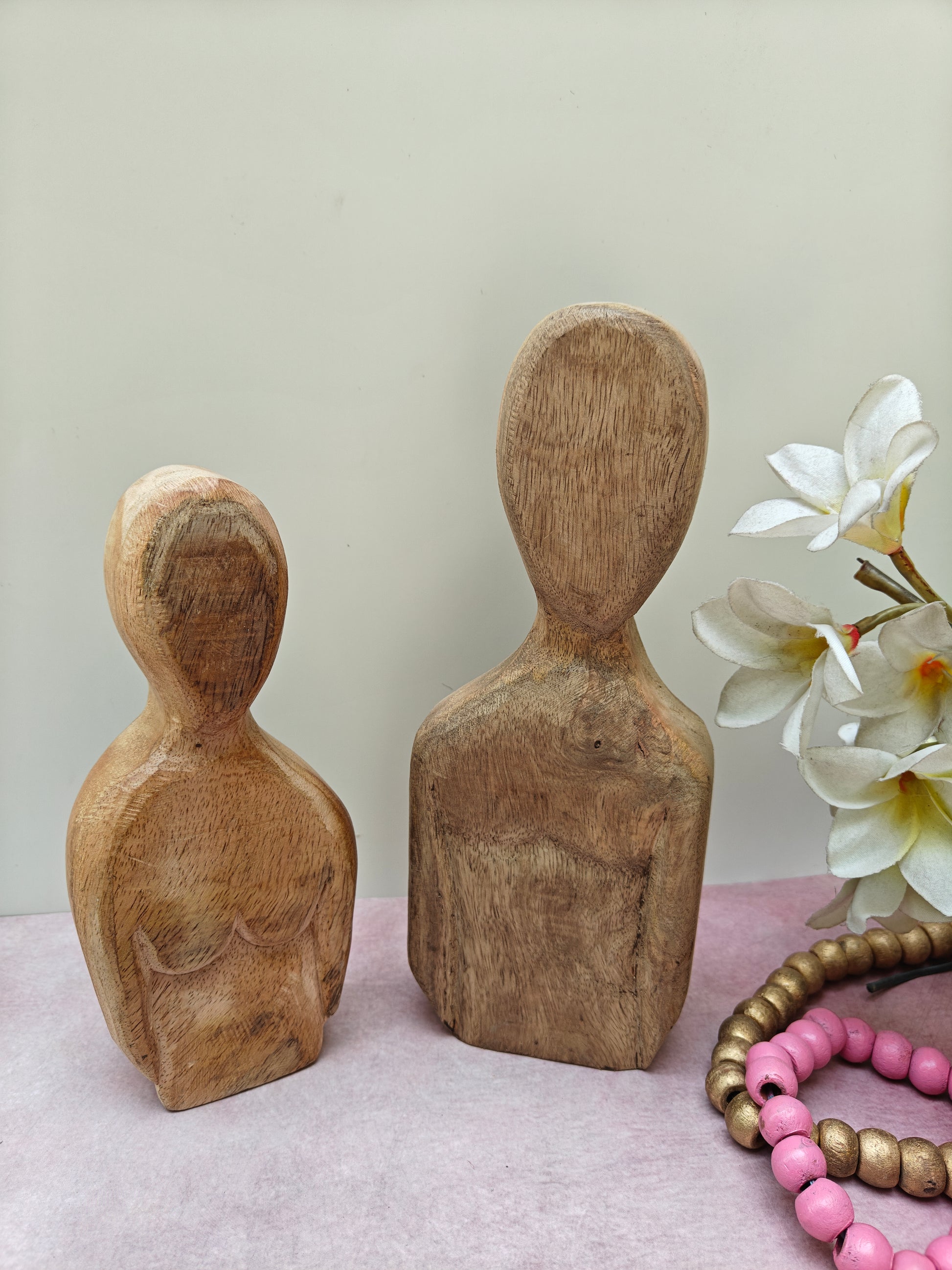 Minimalist Wooden Couple Figurine Set