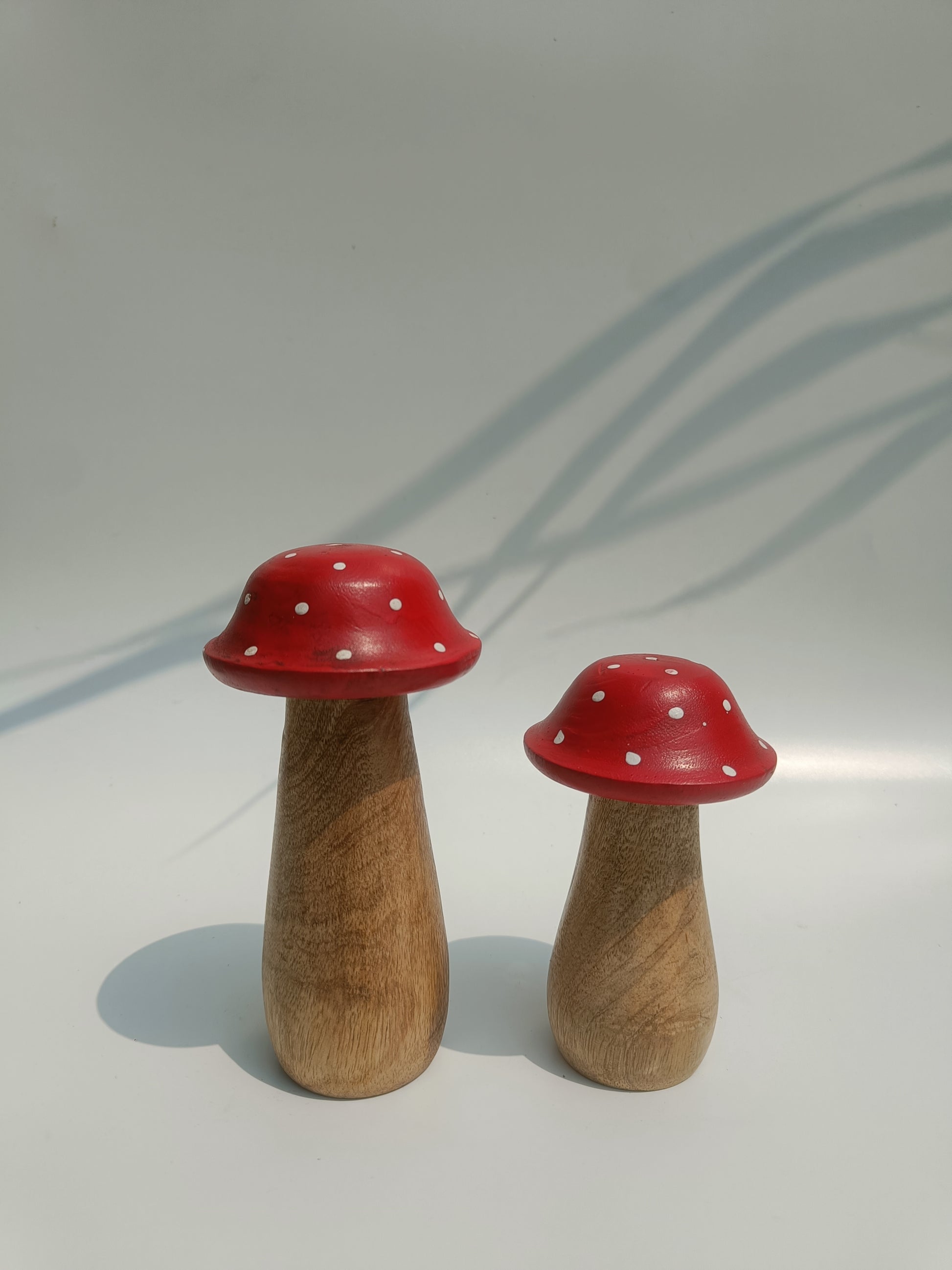 Wooden Toadstool Decor Set – Handcrafted Mushroom Pair (Set of 2)