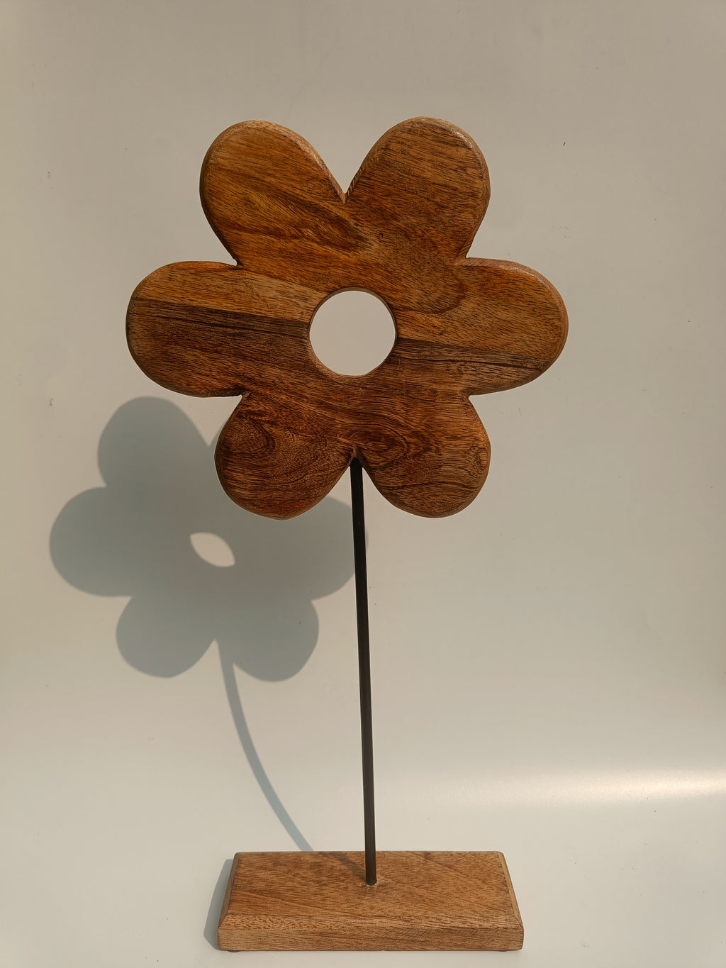 Wooden Flower Silhouette Stand