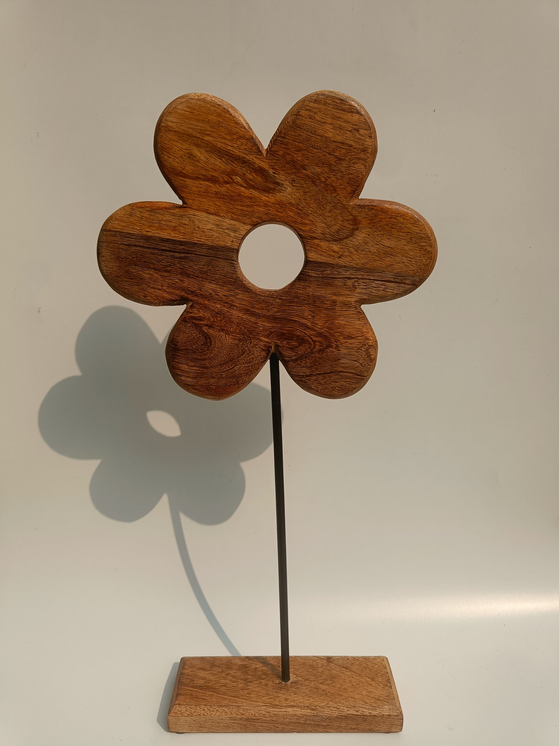 Wooden Flower Silhouette Stand
