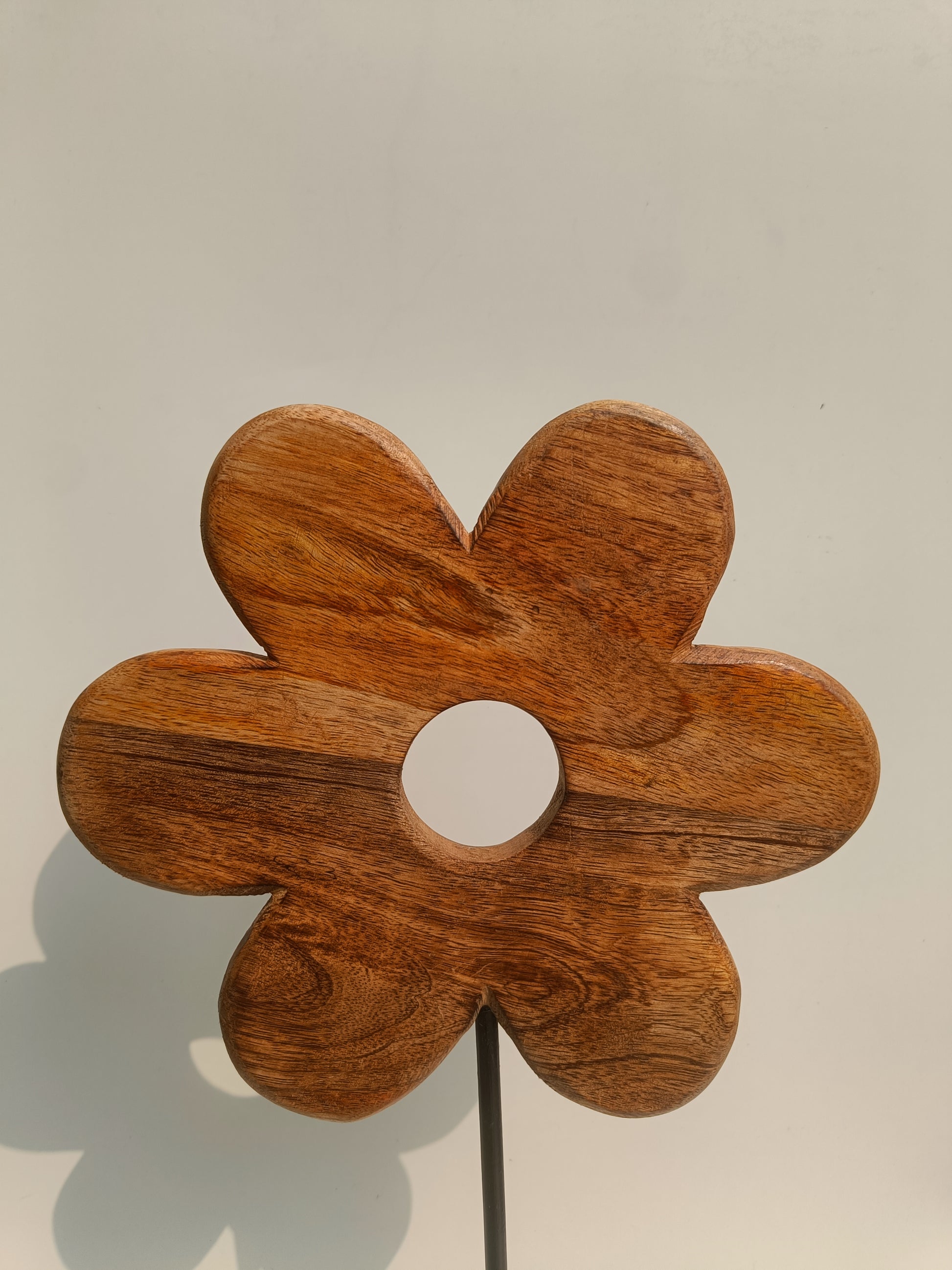 Wooden Flower Silhouette Stand
