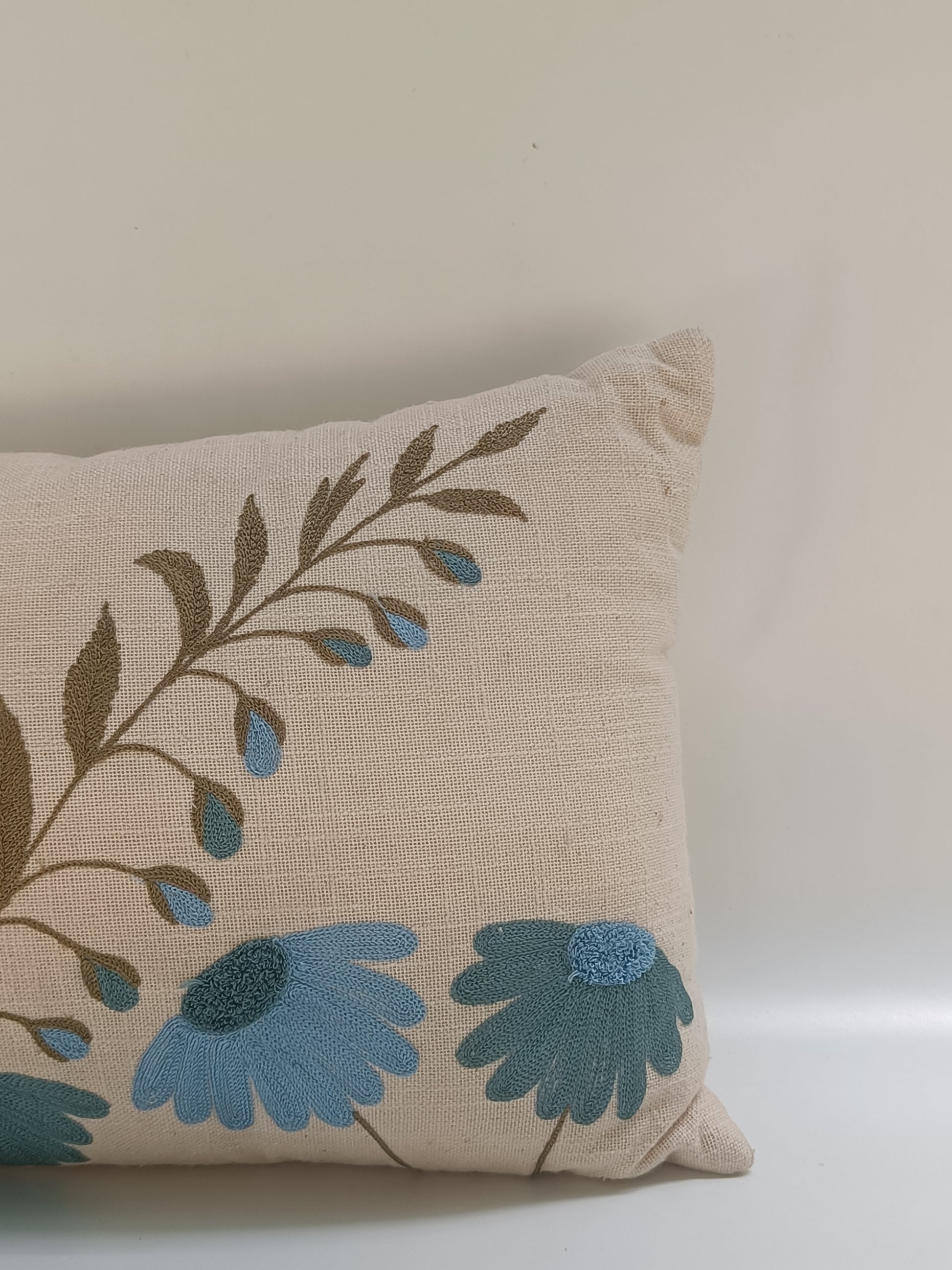Embroidered Blue Daisy Cushion – 30x51 cm | Floral Accent Pillow