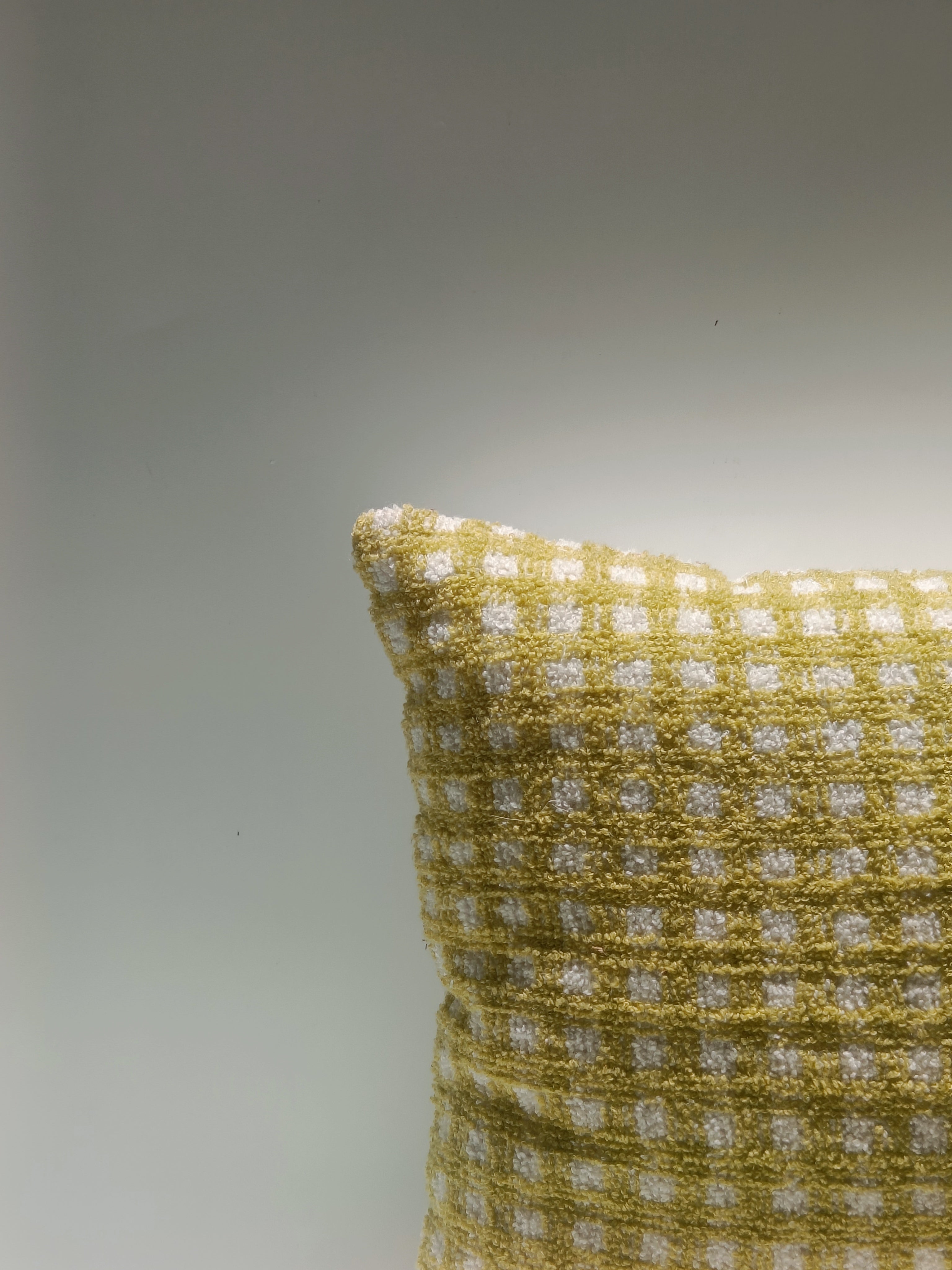 Lemon Check Textured Cushion – 40.6 x 40.6 cm | Woven Cotton Blend