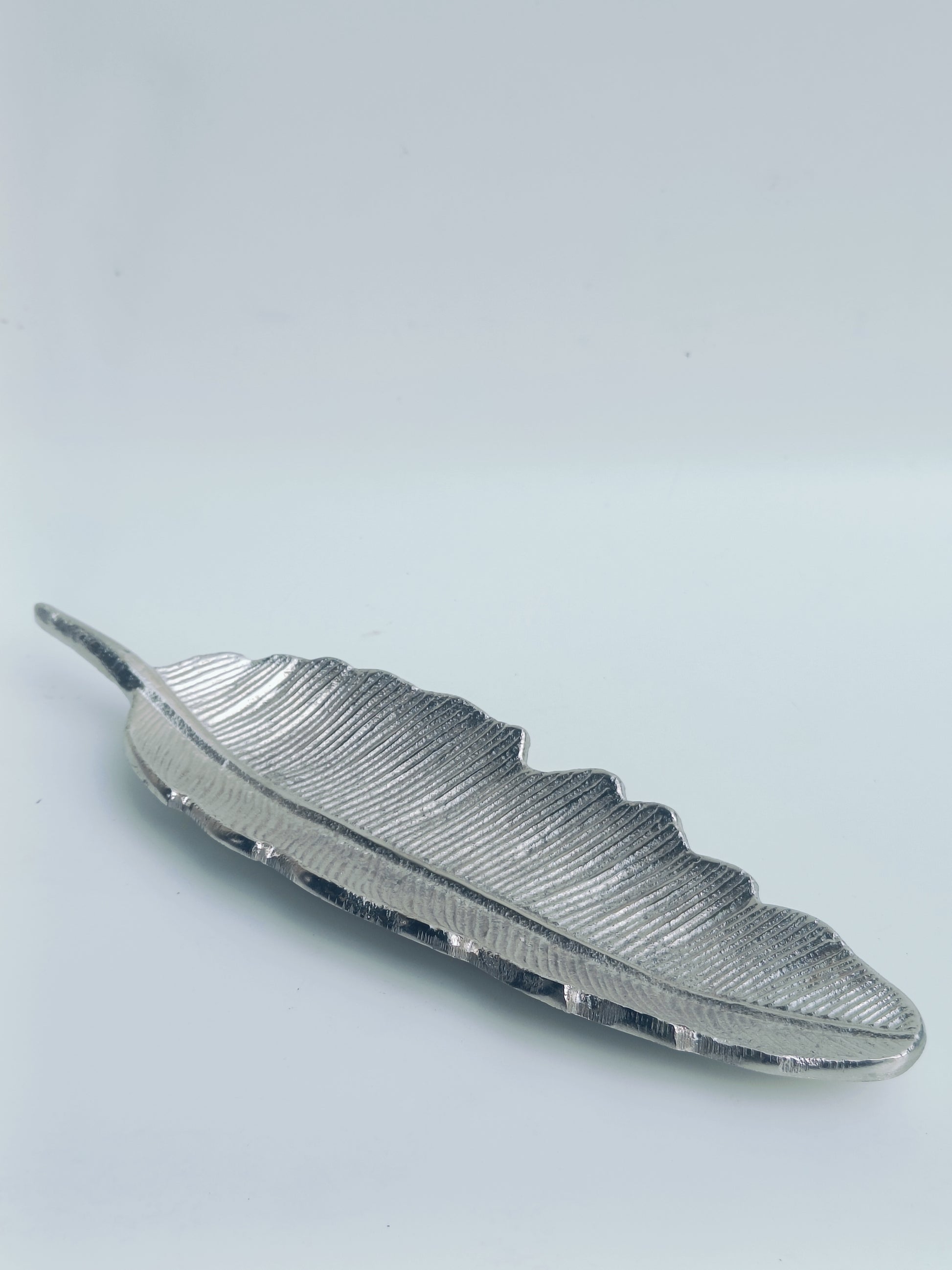 Silver Feather Decorative Metal Tray – Accent Platter