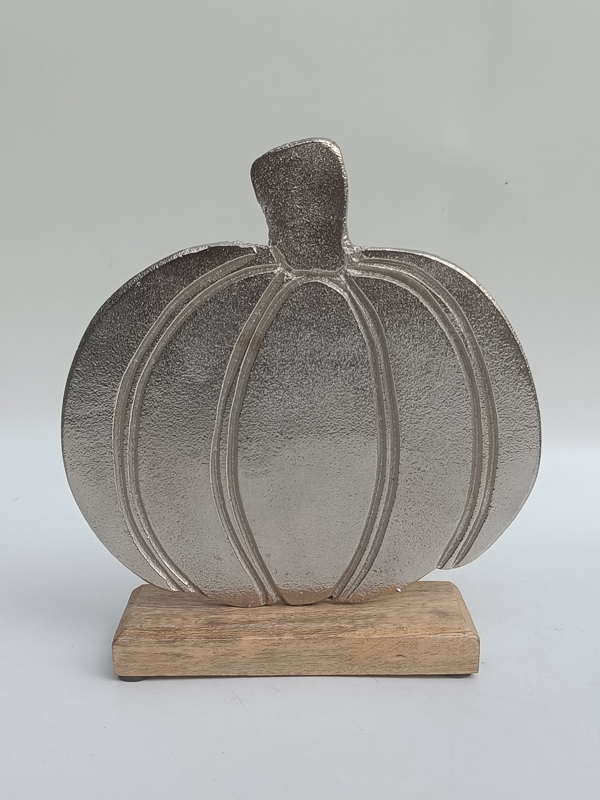 Silver Harvest Pumpkin – Tabletop Accent with Wooden Base