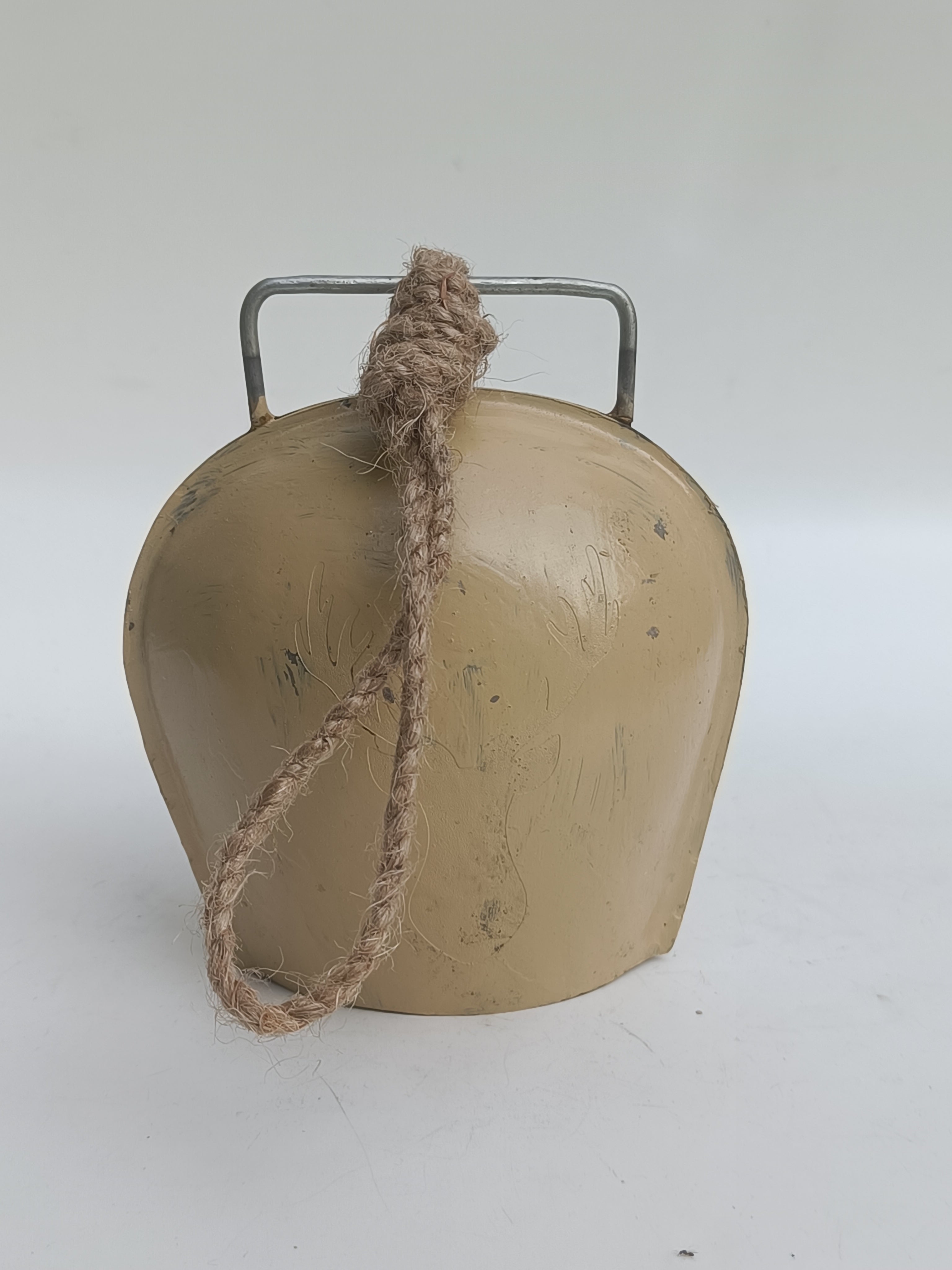 Nordic Antler Bell – Cream Rustic Metal Hanging Accent