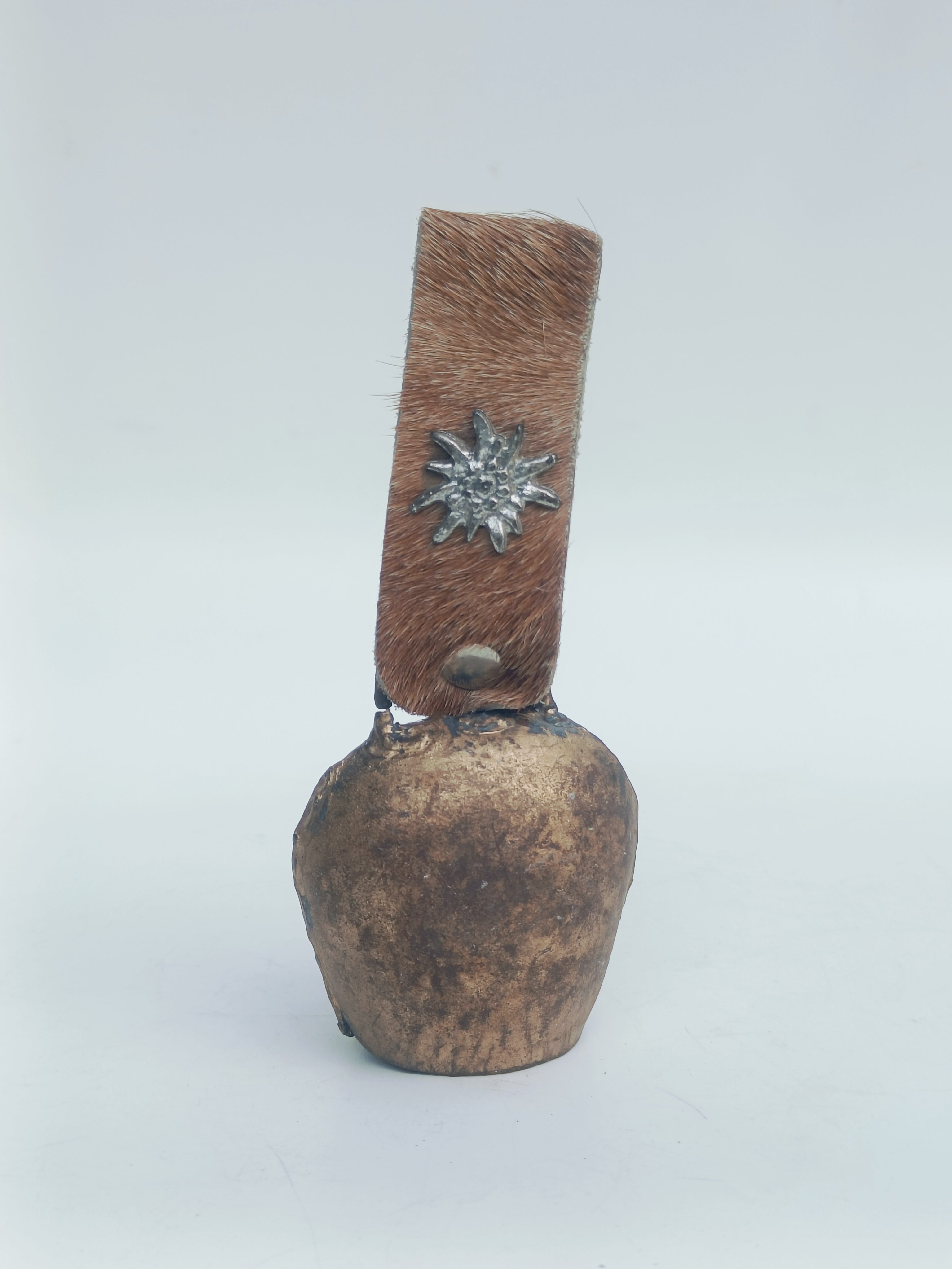 Alpine Edelweiss Bell