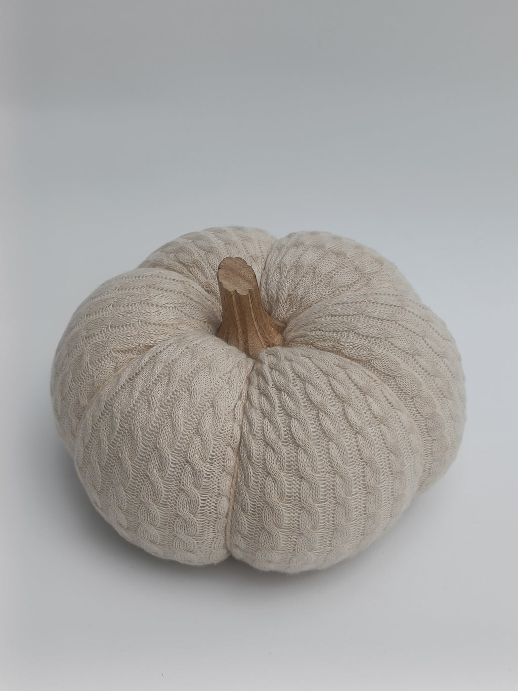 Ivory Cable Knit Pumpkin Décor with Wooden Stem