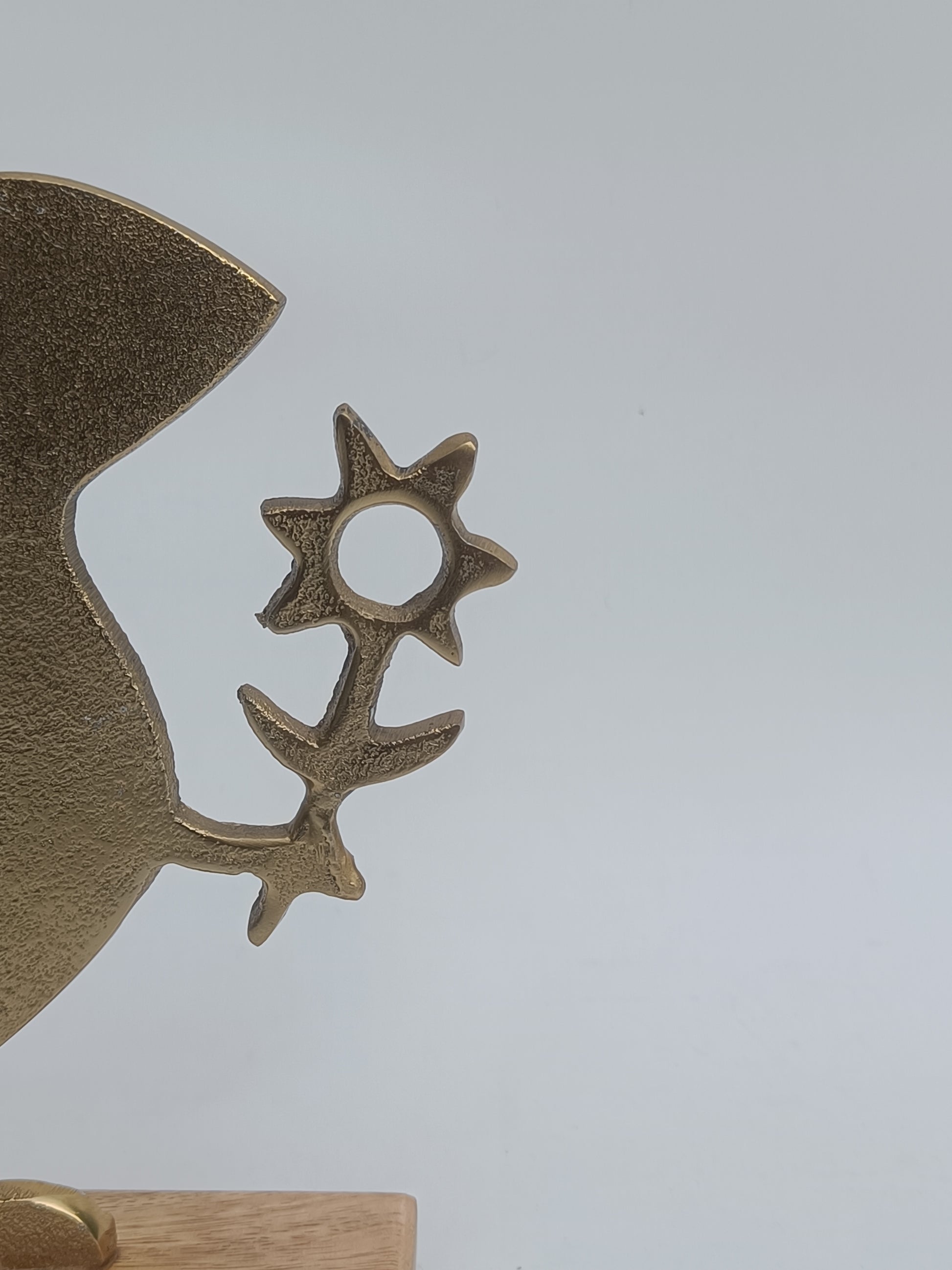 Golden Bunny Holding Flower – Whimsical Metal & Wood Tabletop Décor