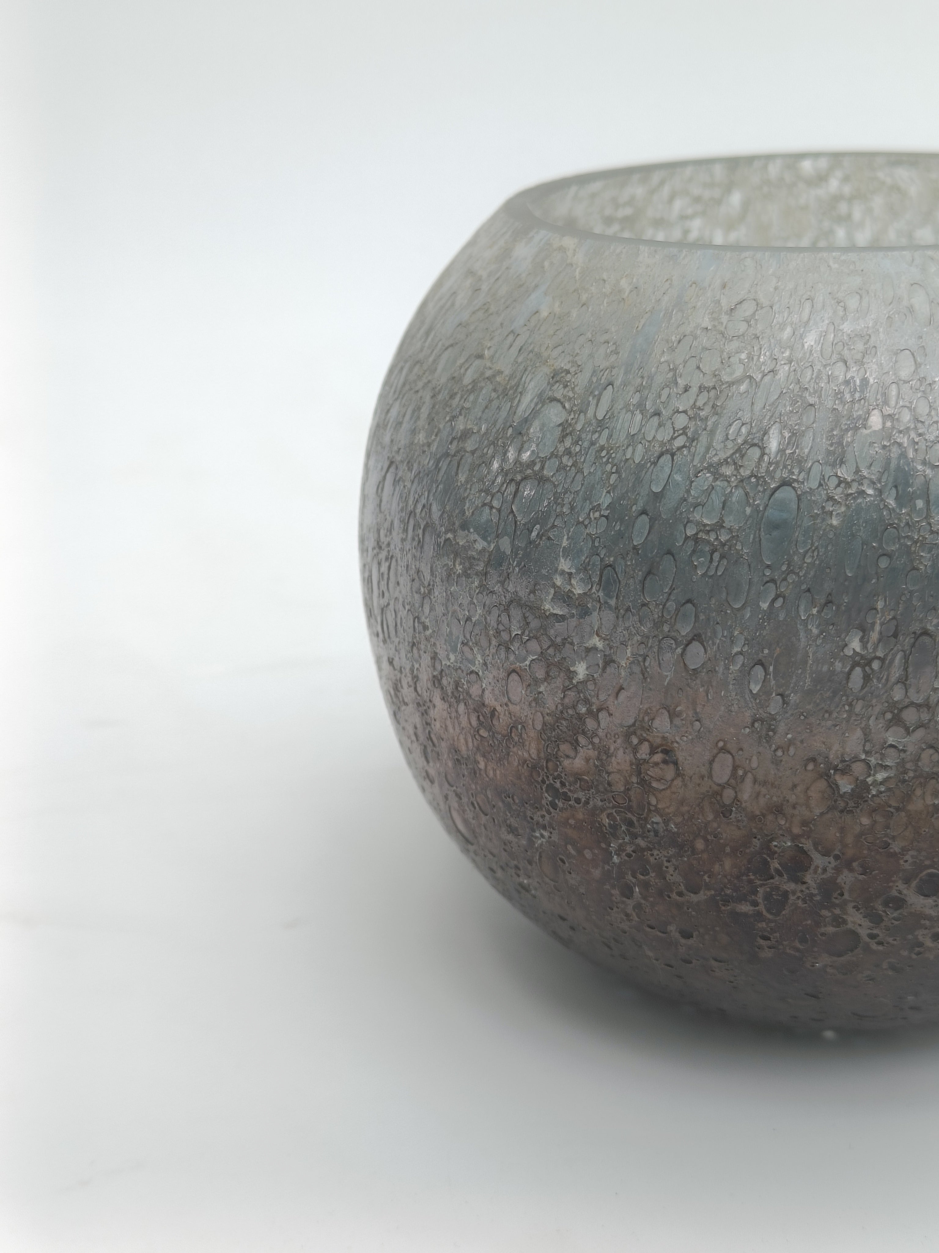 Smoky Quartz Bubble Glass Candle Holder – Handcrafted Elegance