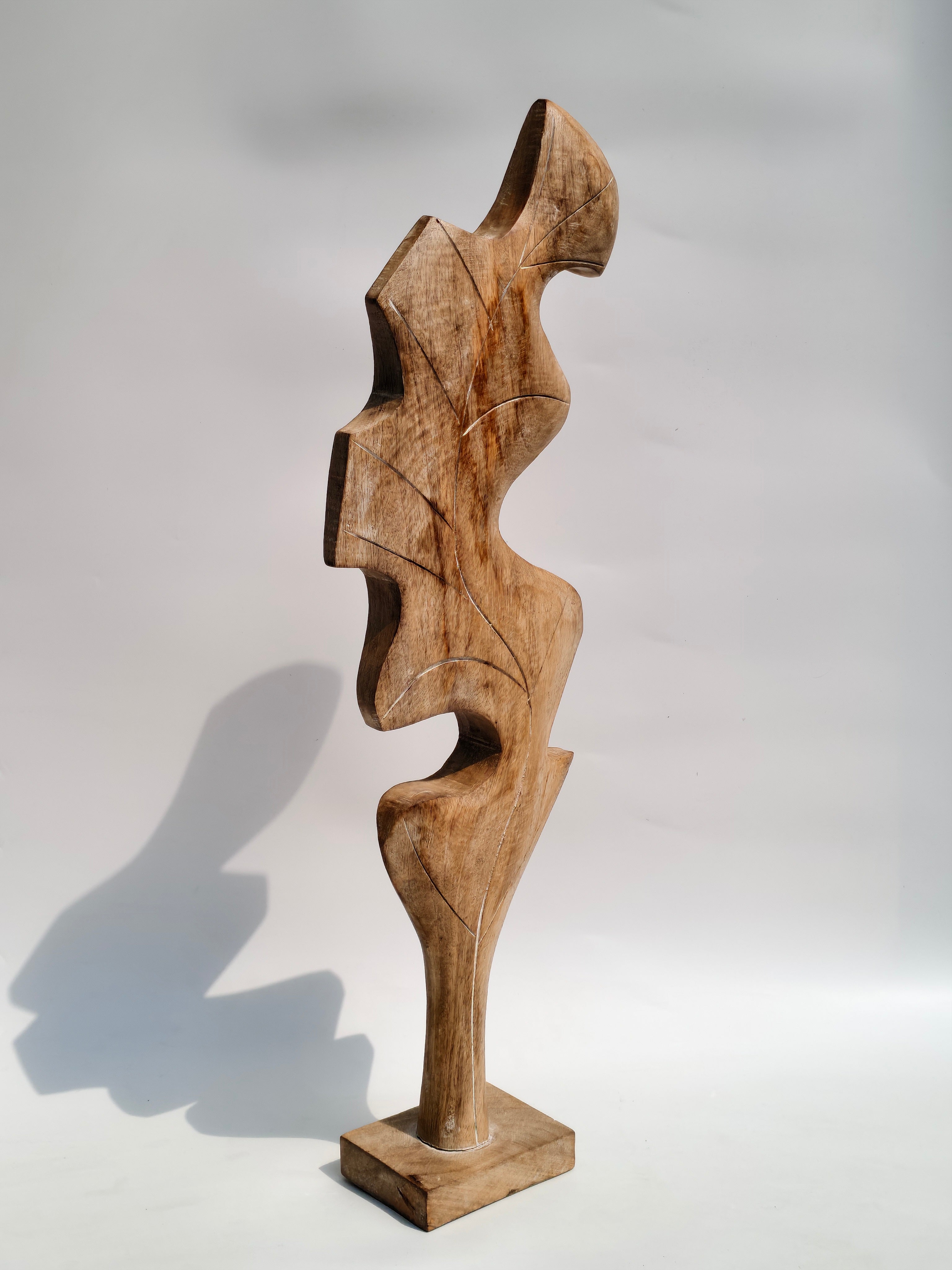 Abstract Wooden Sculpture – Hand-Carved Modern Art Décor on Pedestal Base