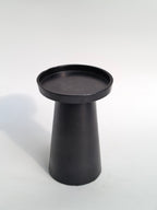 Matte Black Metal Pedestal Stand – Minimalist Decorative Riser