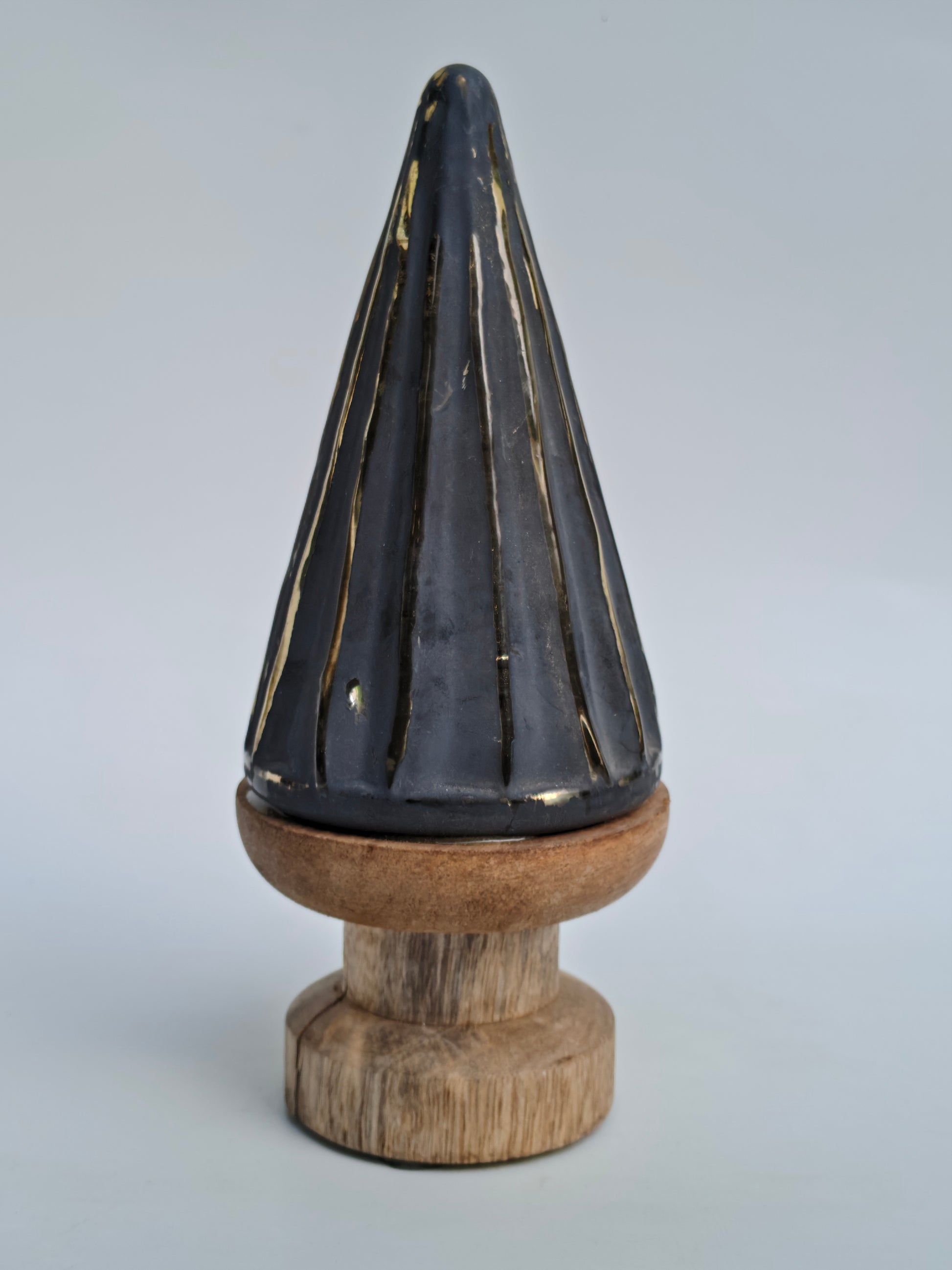Festive Christmas Tree / Pine Decor
