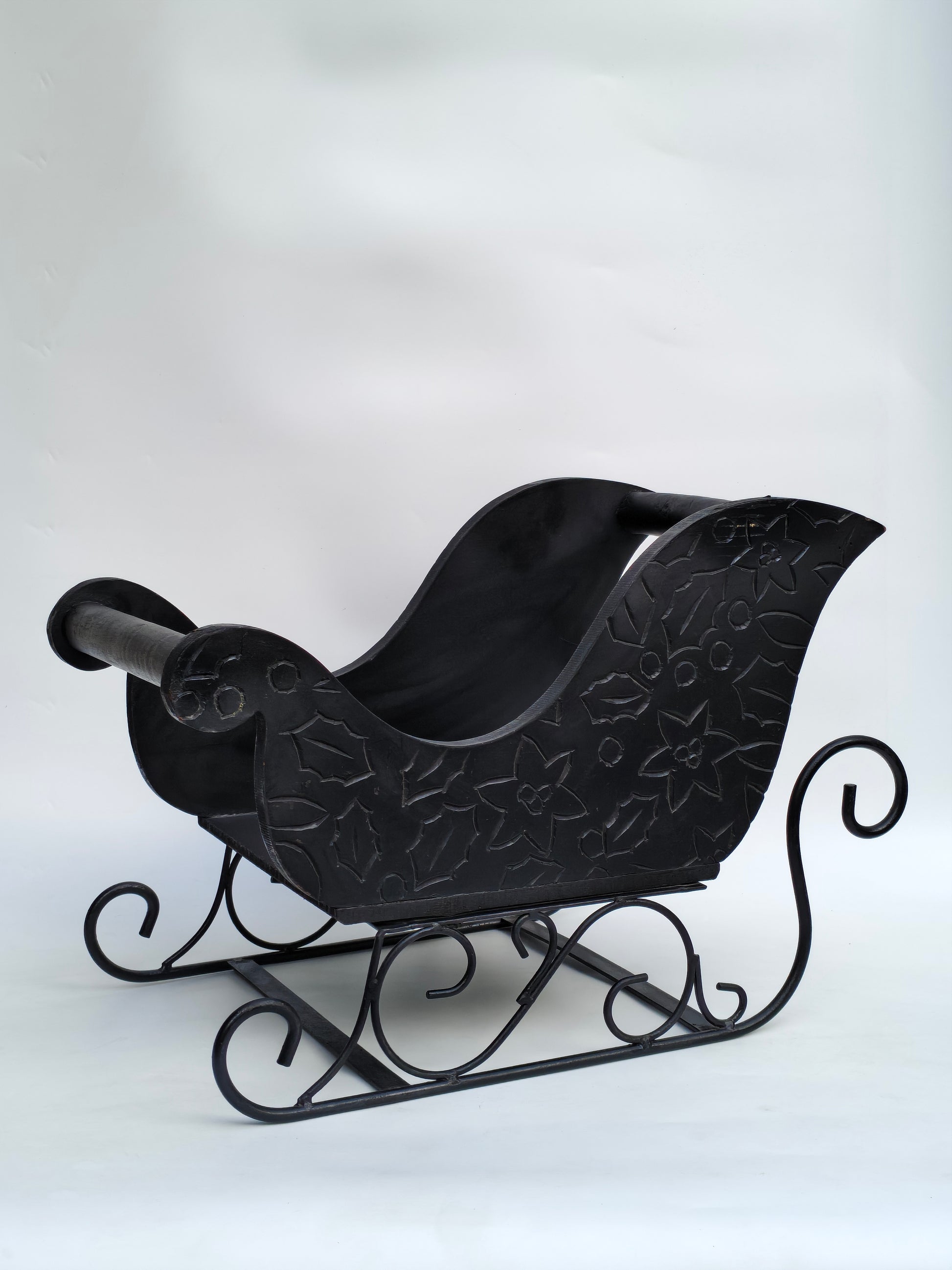 Embossed Metal Christmas Sleigh Decor