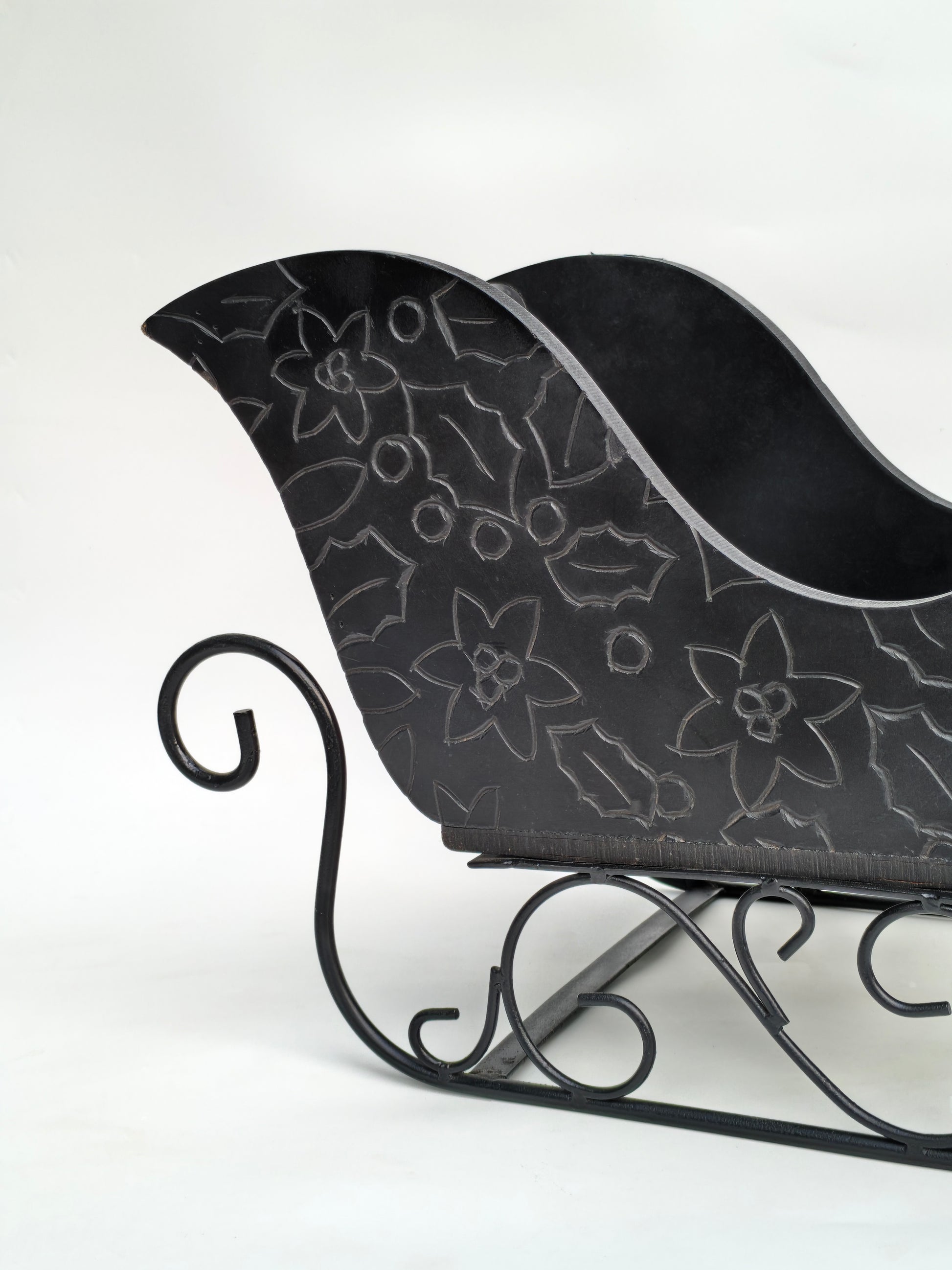 Embossed Metal Christmas Sleigh Decor