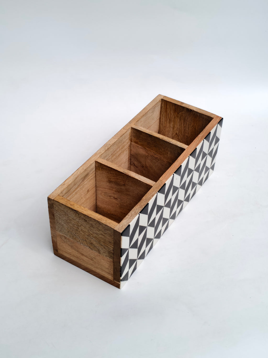 Geometric Wooden Organizer – 3-Compartment Desk & Cutlery Holder