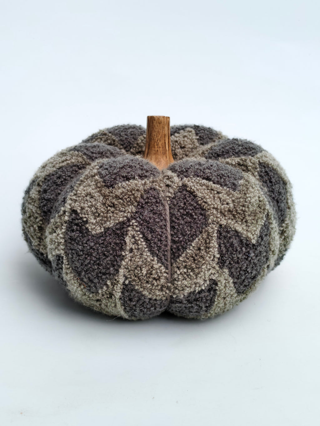 Geometric Bouclé Pumpkin – Ash & Taupe Tones