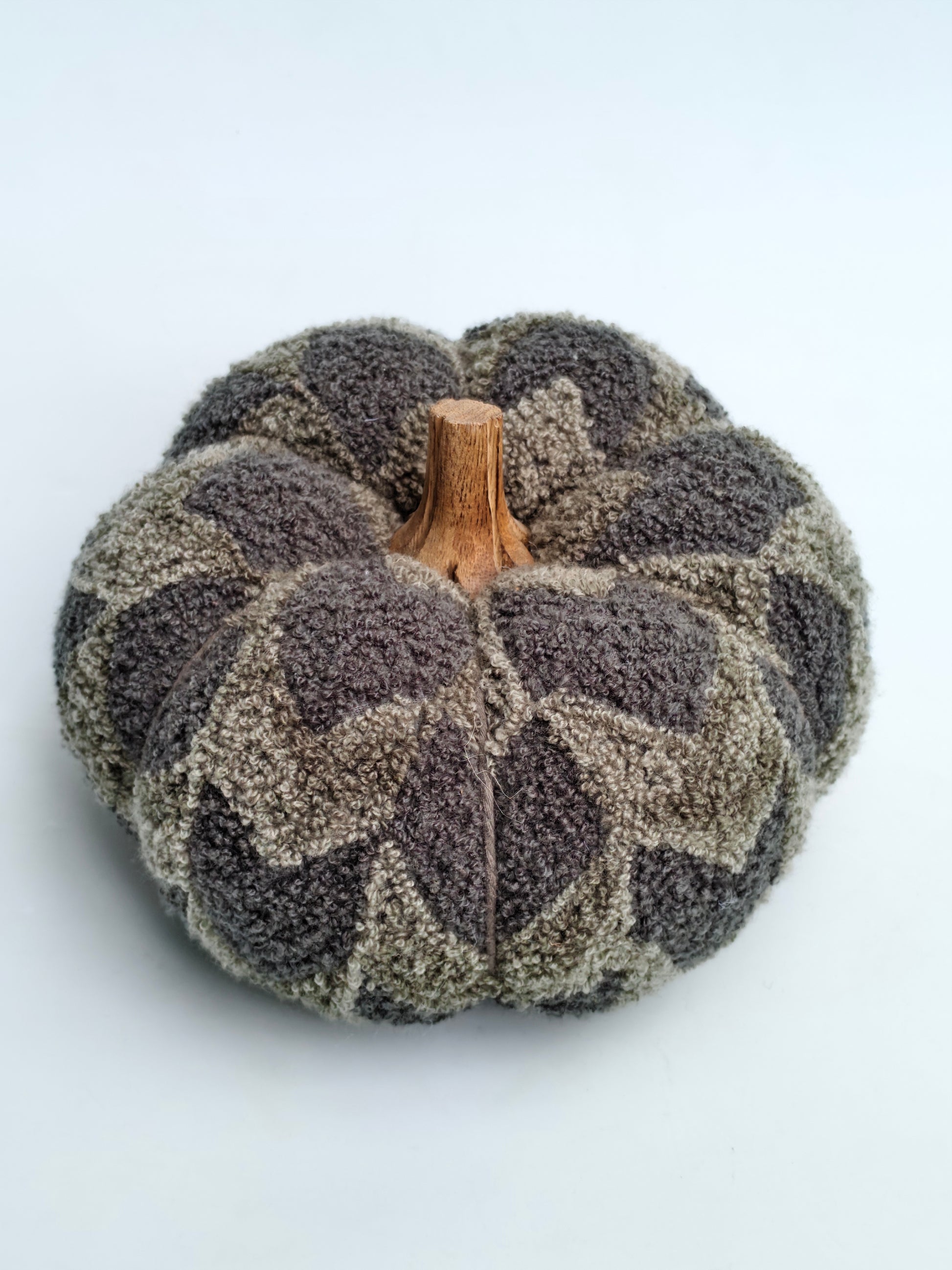 Geometric Bouclé Pumpkin – Ash & Taupe Tones