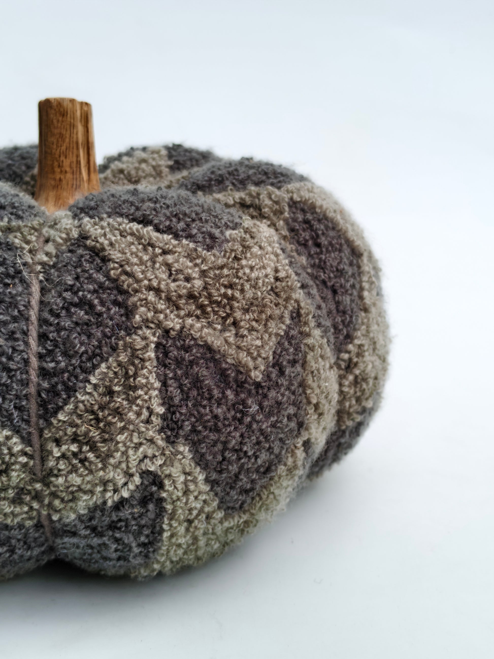 Geometric Bouclé Pumpkin – Ash & Taupe Tones