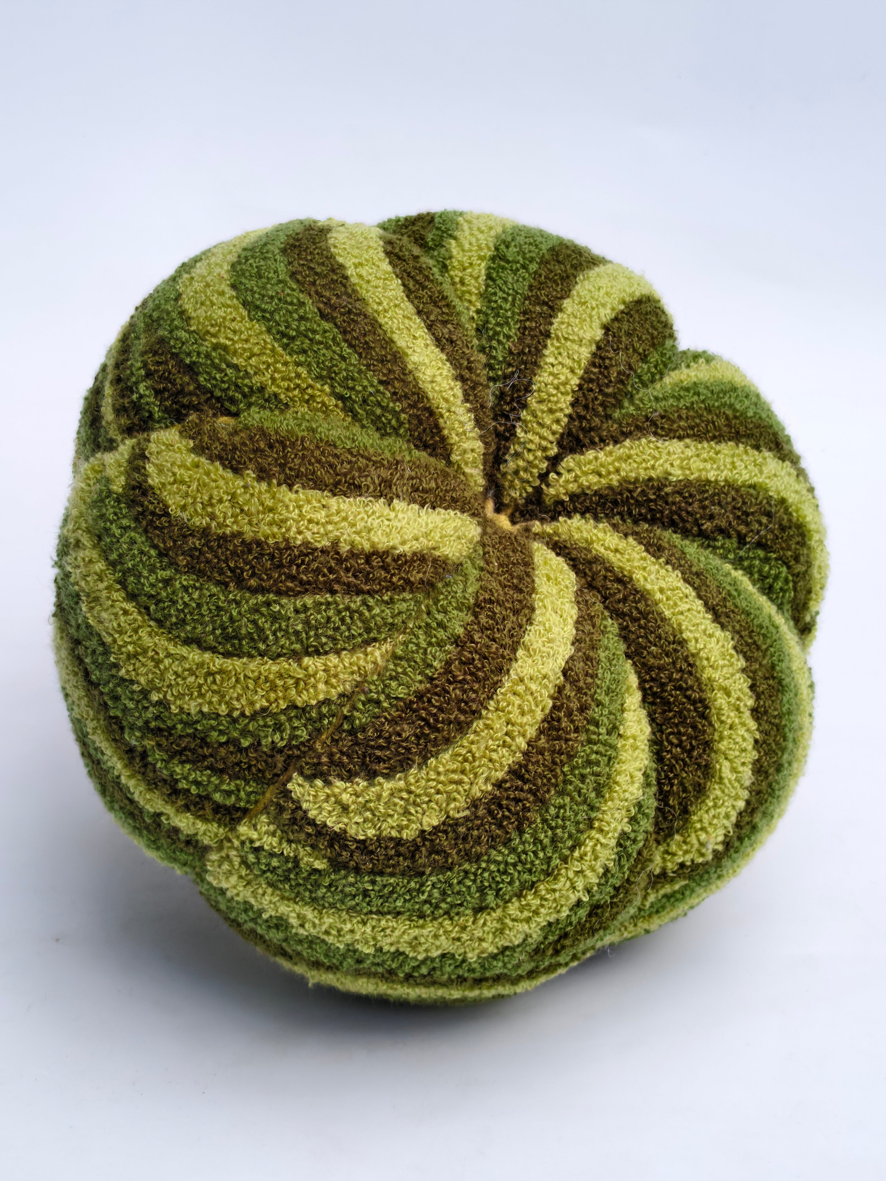 Textured Swirl Pumpkin – Moss Green & Olive Bouclé
