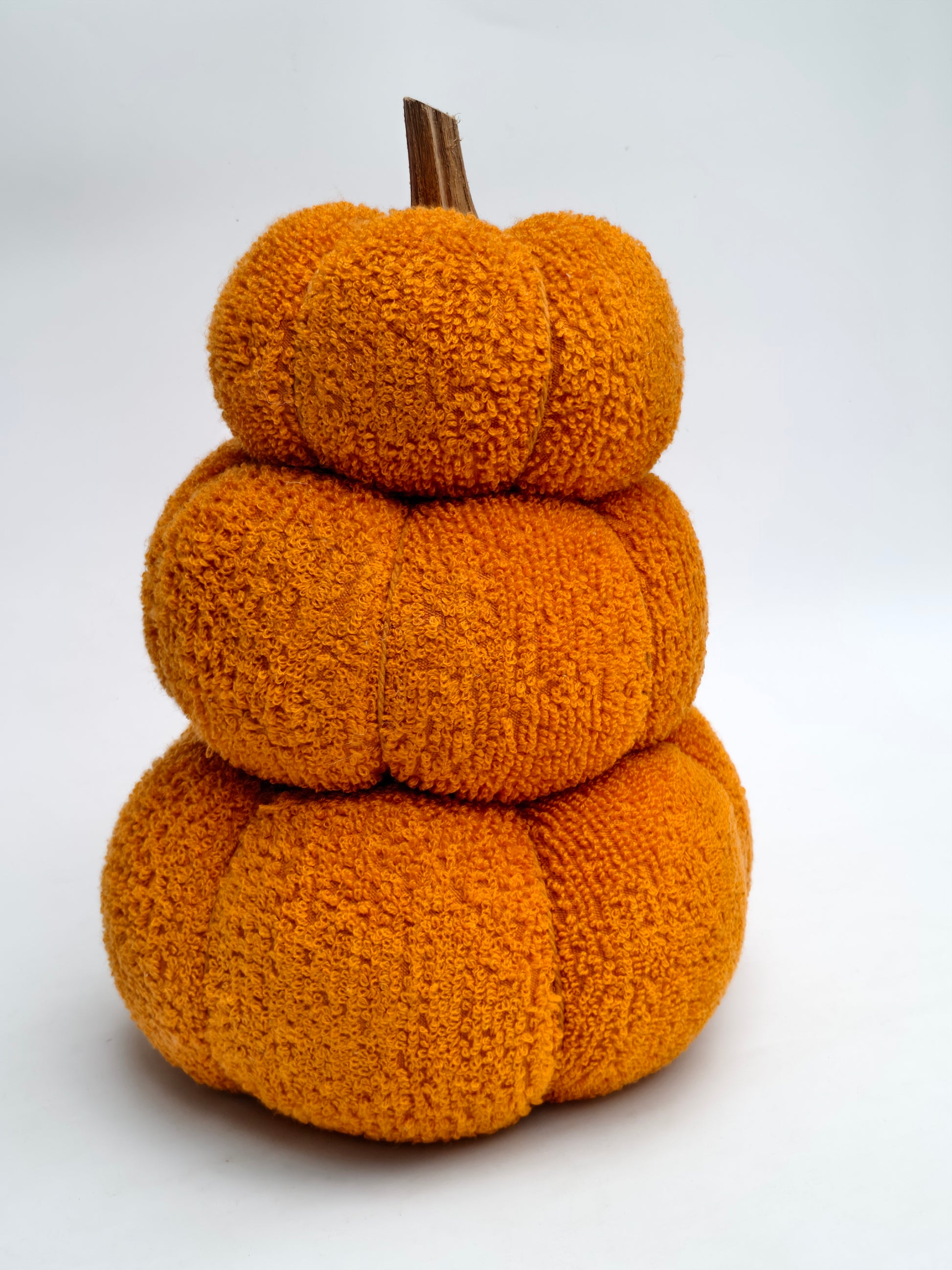 Plush Triple Pumpkin Stack – Autumn Orange