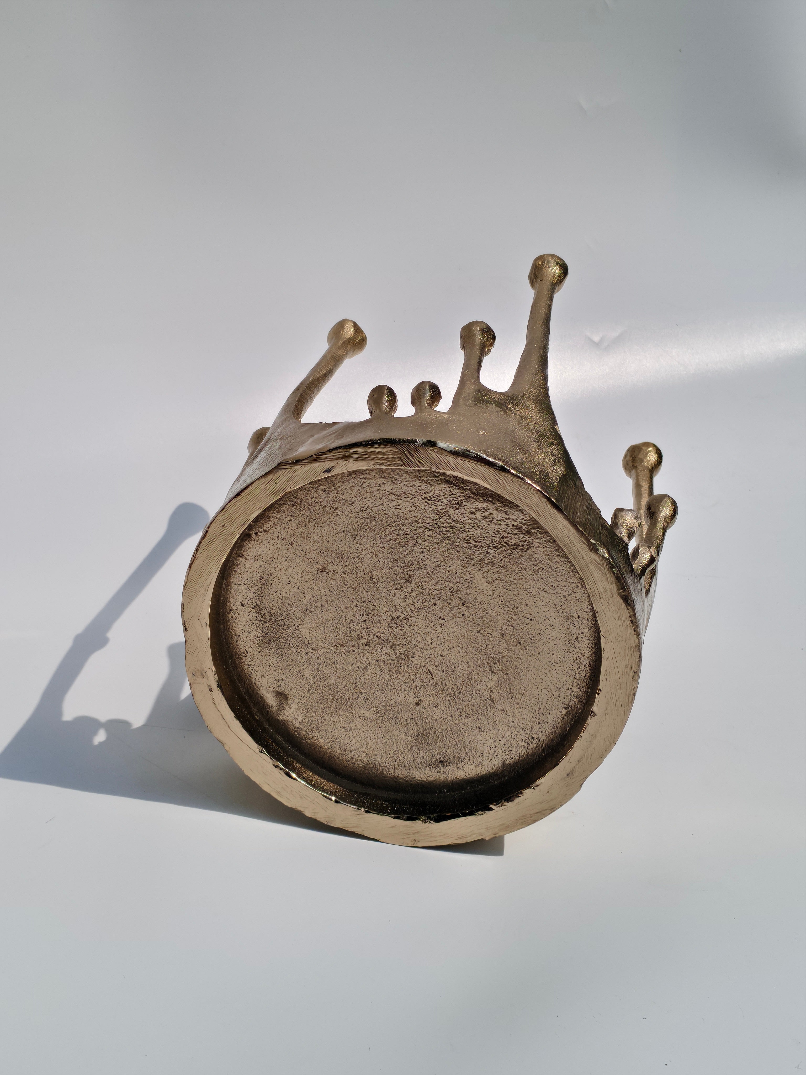 Bronze Drip Stand with Amber Speckled Glass