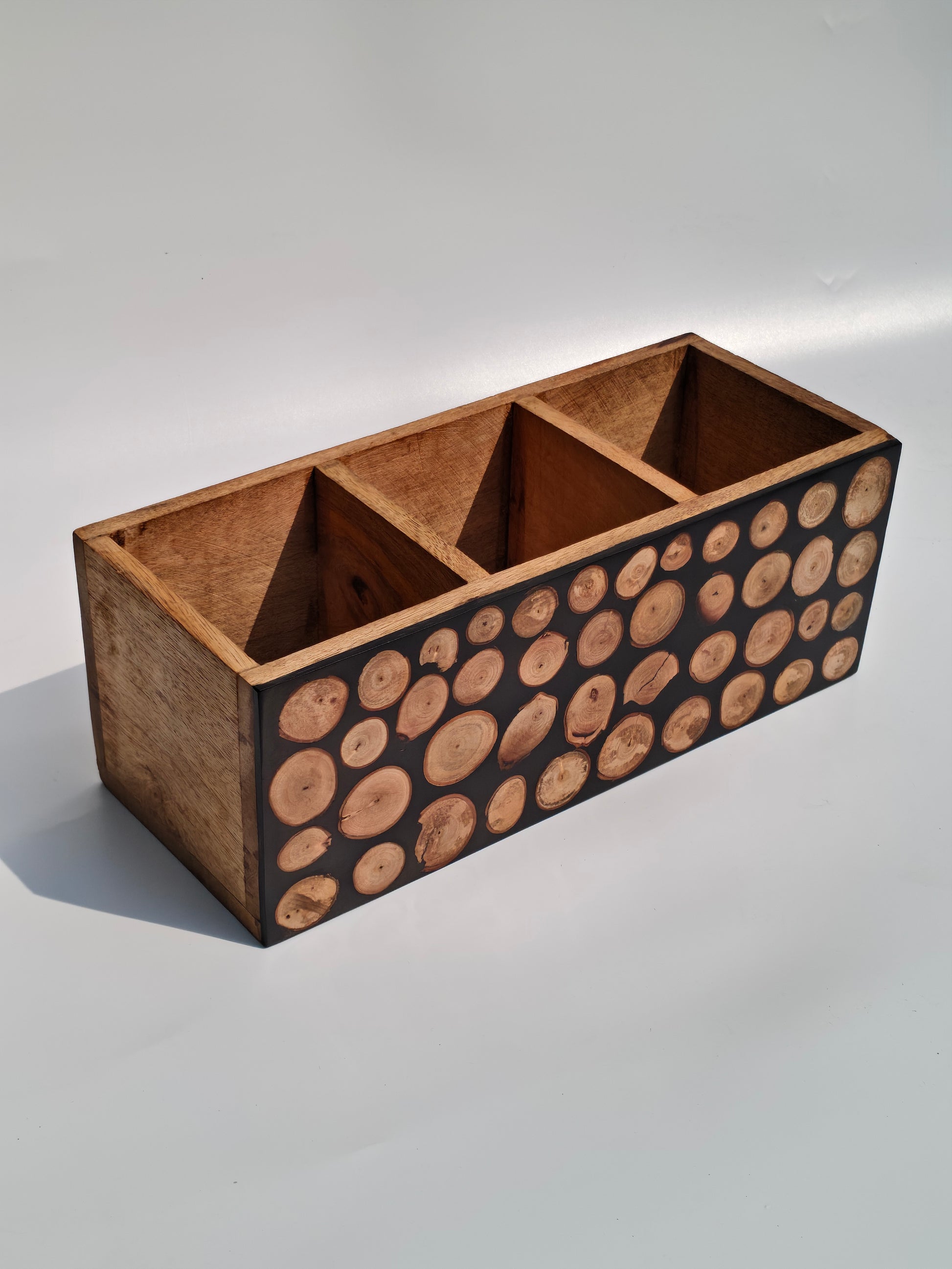Handcrafted Wood Slice Organizer – Desk & Cutlery Holder with 3 Compartments