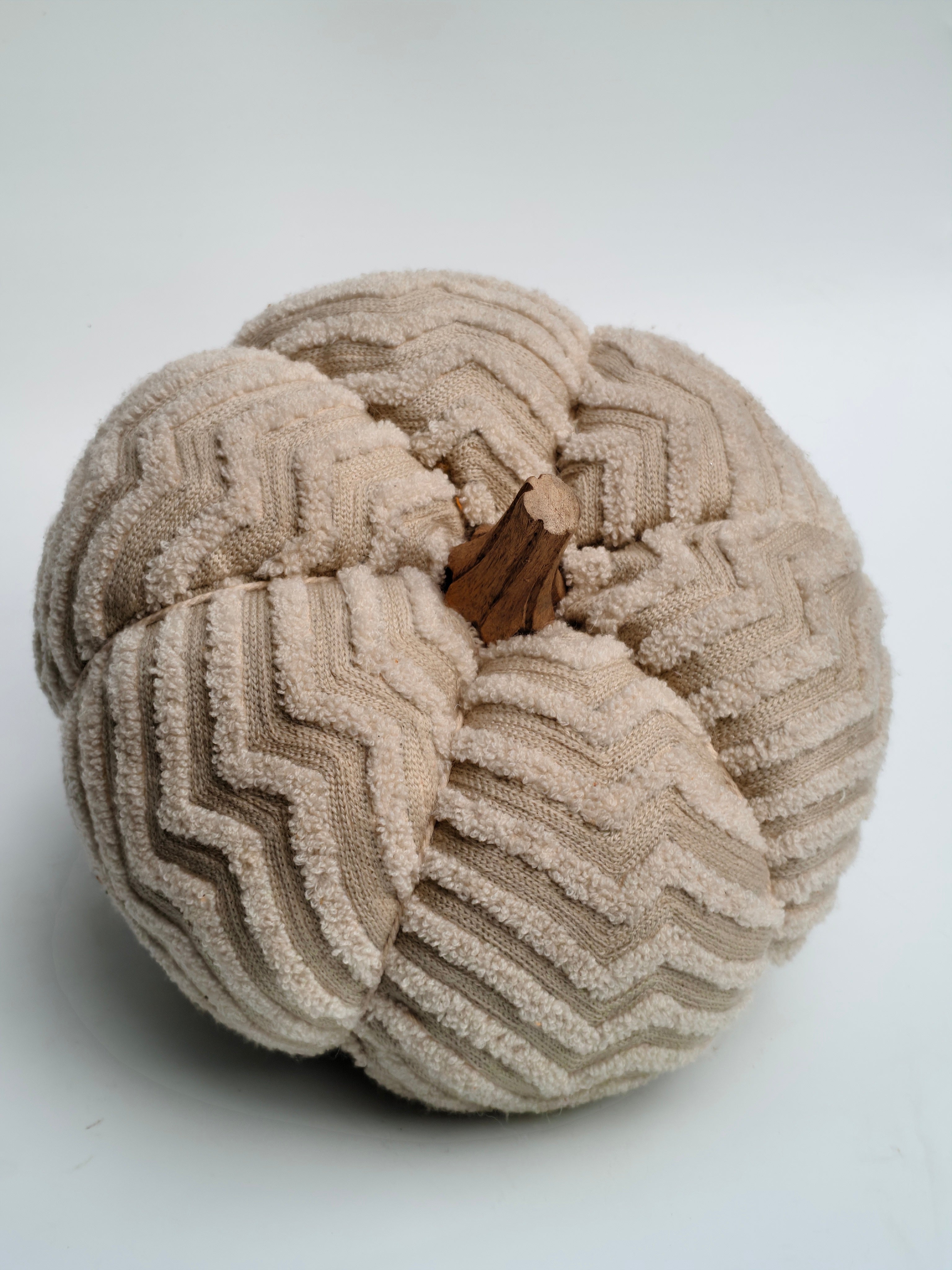 Textured Cream Pumpkin Cushion – Chevron Knit Home Accent