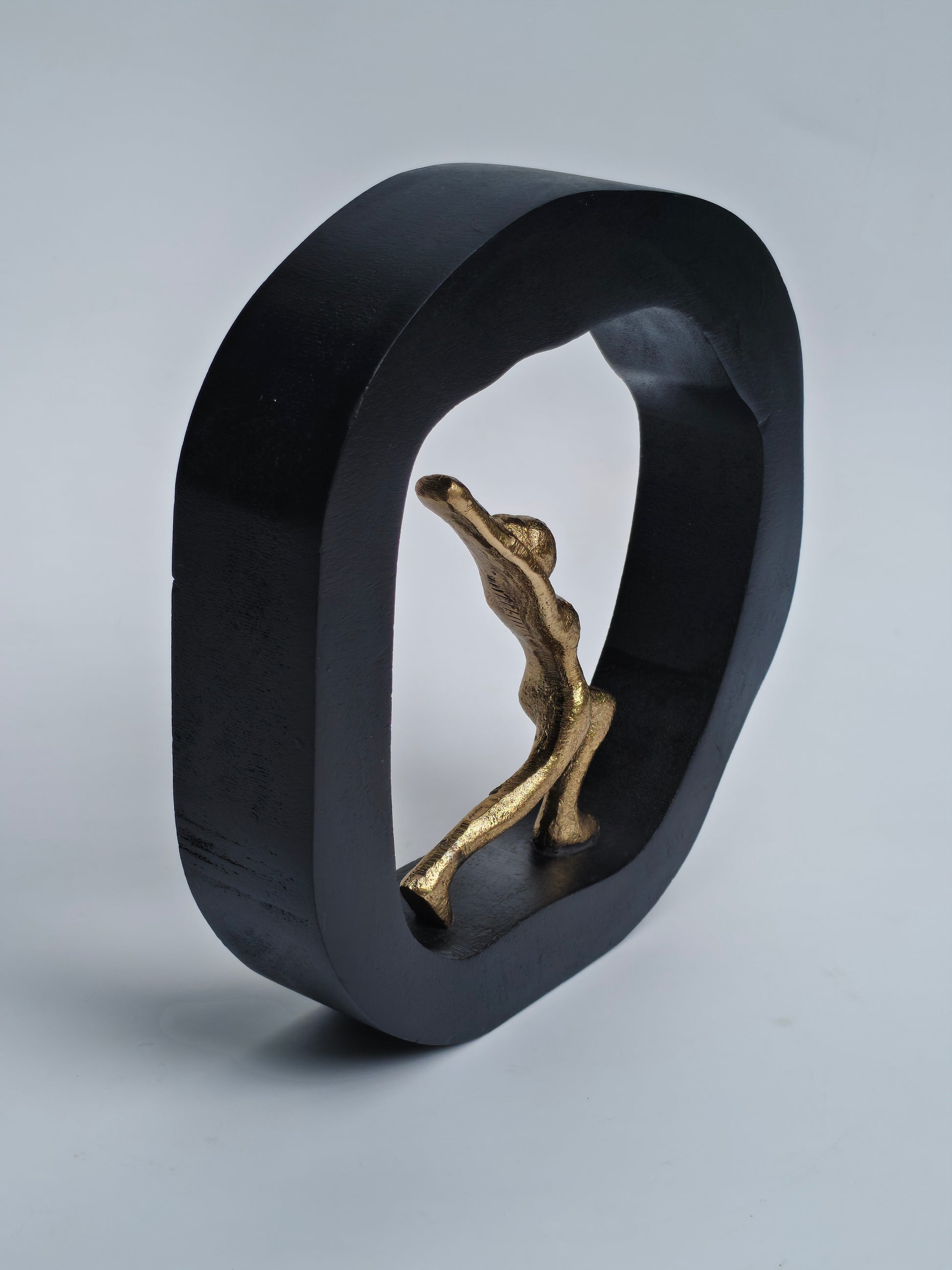 Golden Yoga Warrior Pose Figurine – Wall/Table Décor