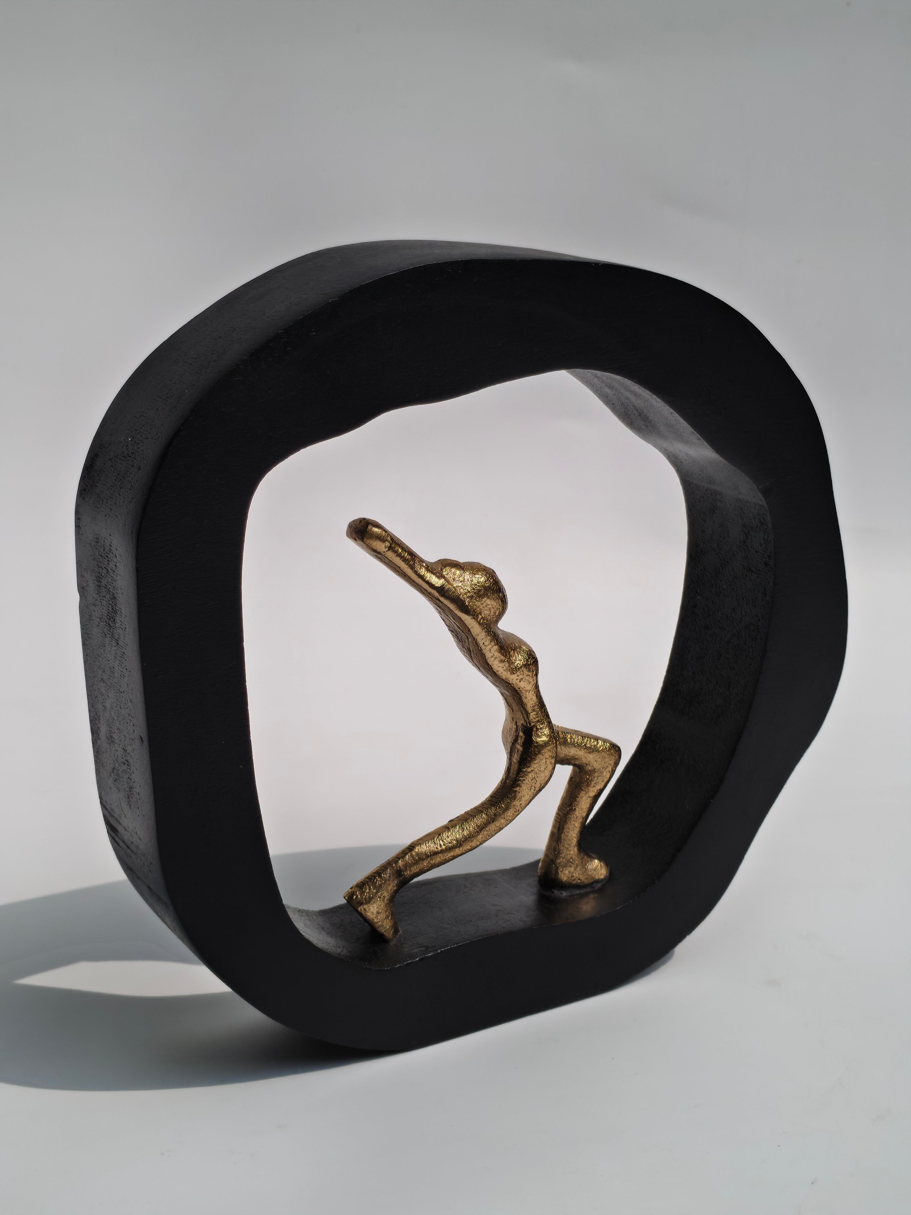 Golden Yoga Warrior Pose Figurine – Wall/Table Décor