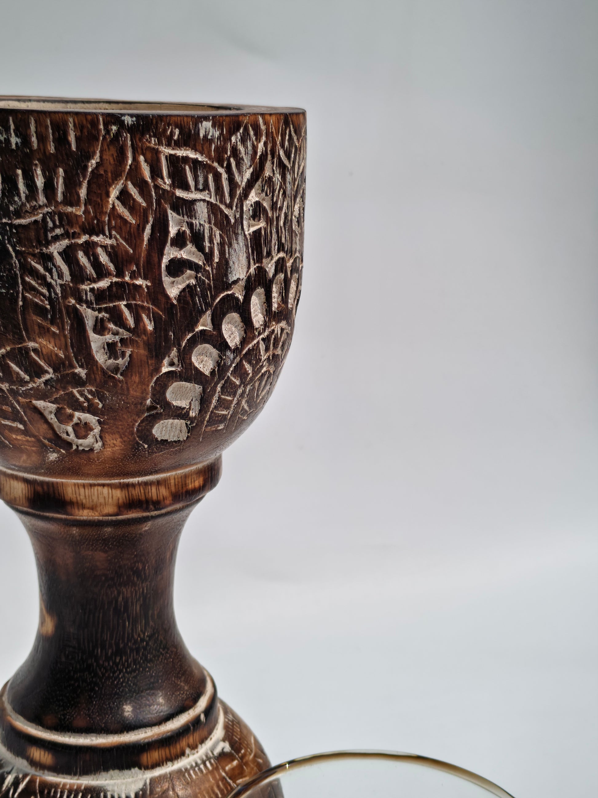 Hand-Carved Wooden Candle Holder with Glass Top – Vintage Botanical Design