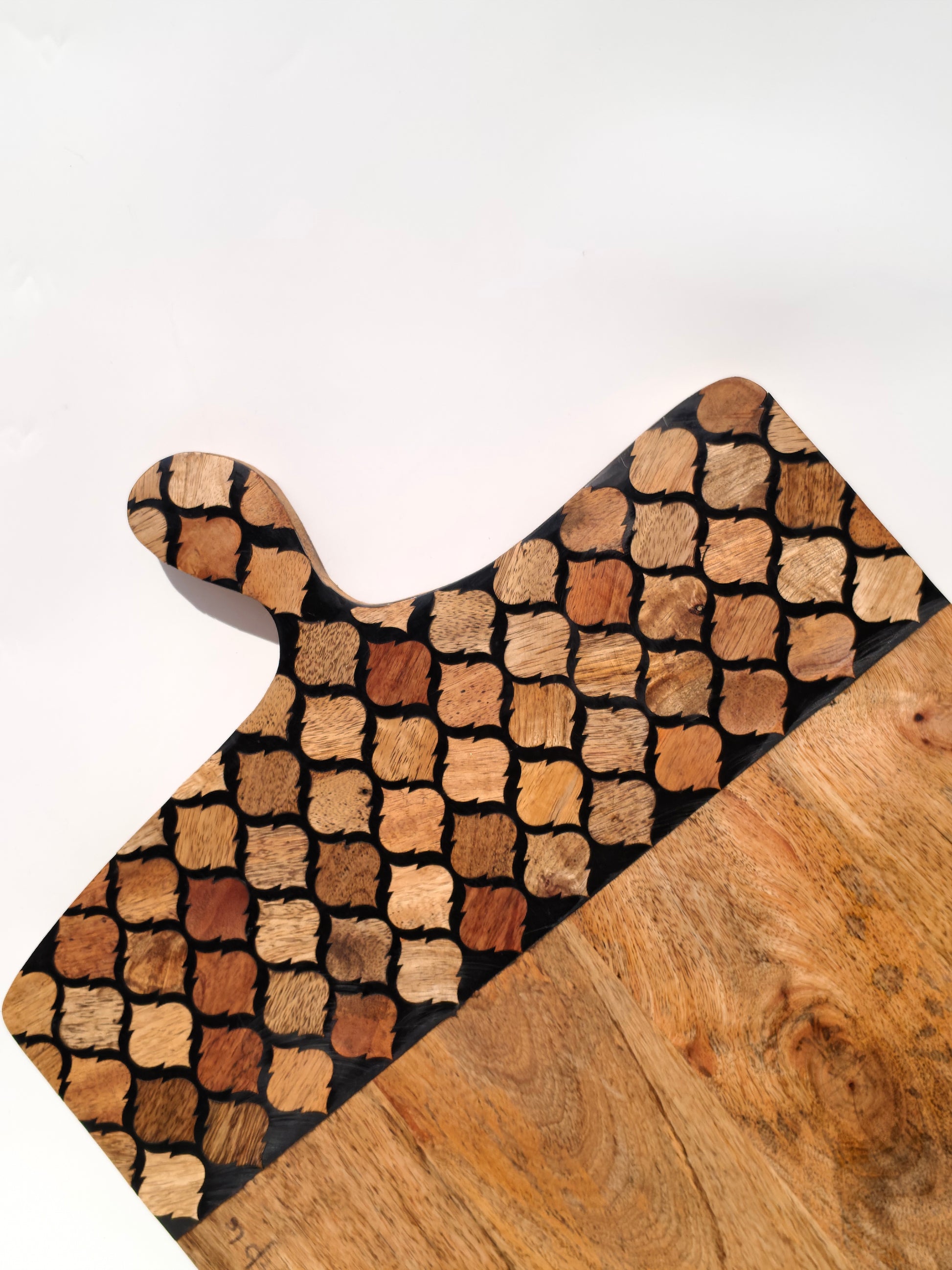 Handcrafted Wooden Chopping & Serving Board with Mosaic Handle – Extra Large