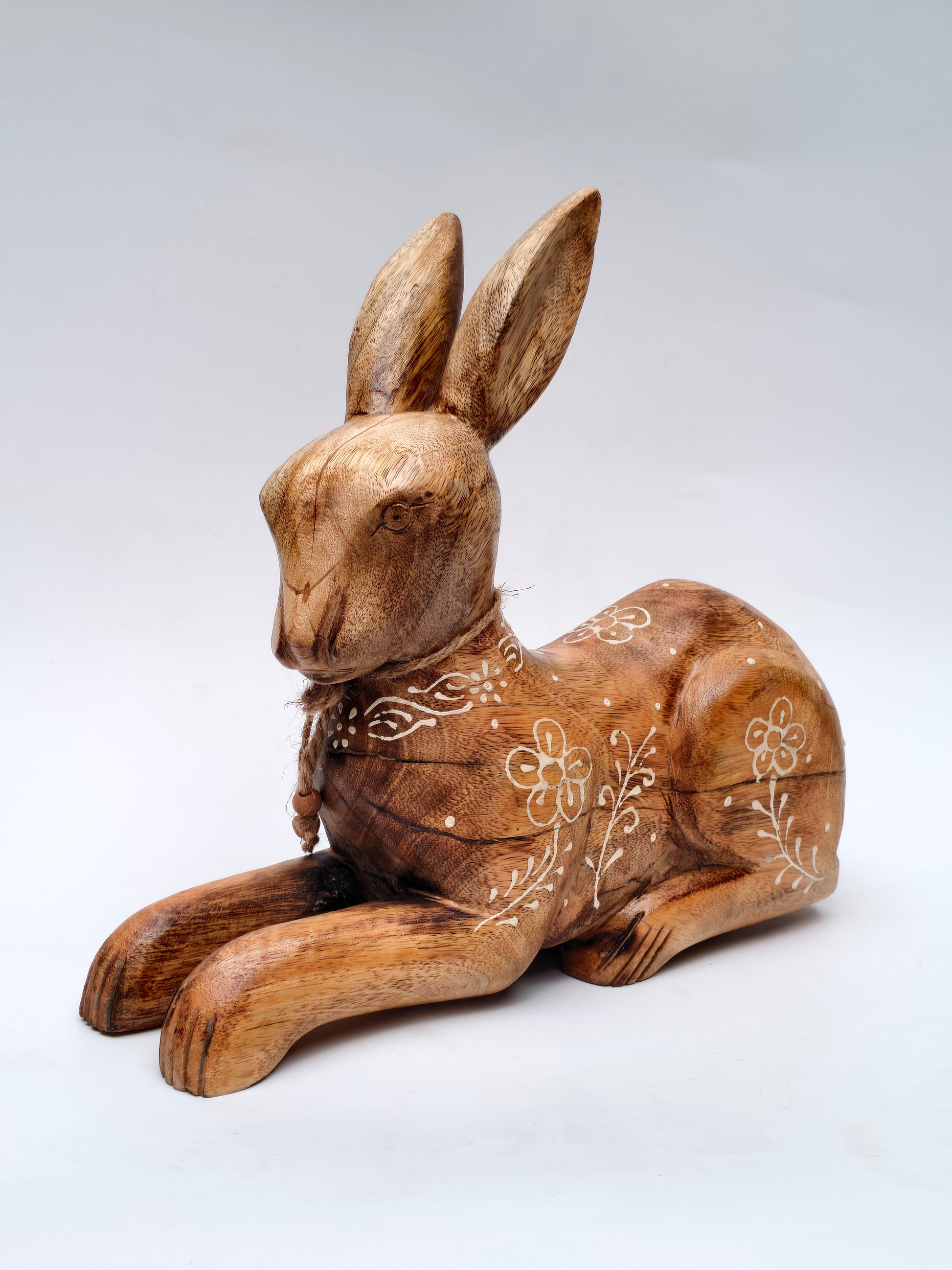Handcrafted Wooden Rabbit Figurine for Home Decor & Gifting