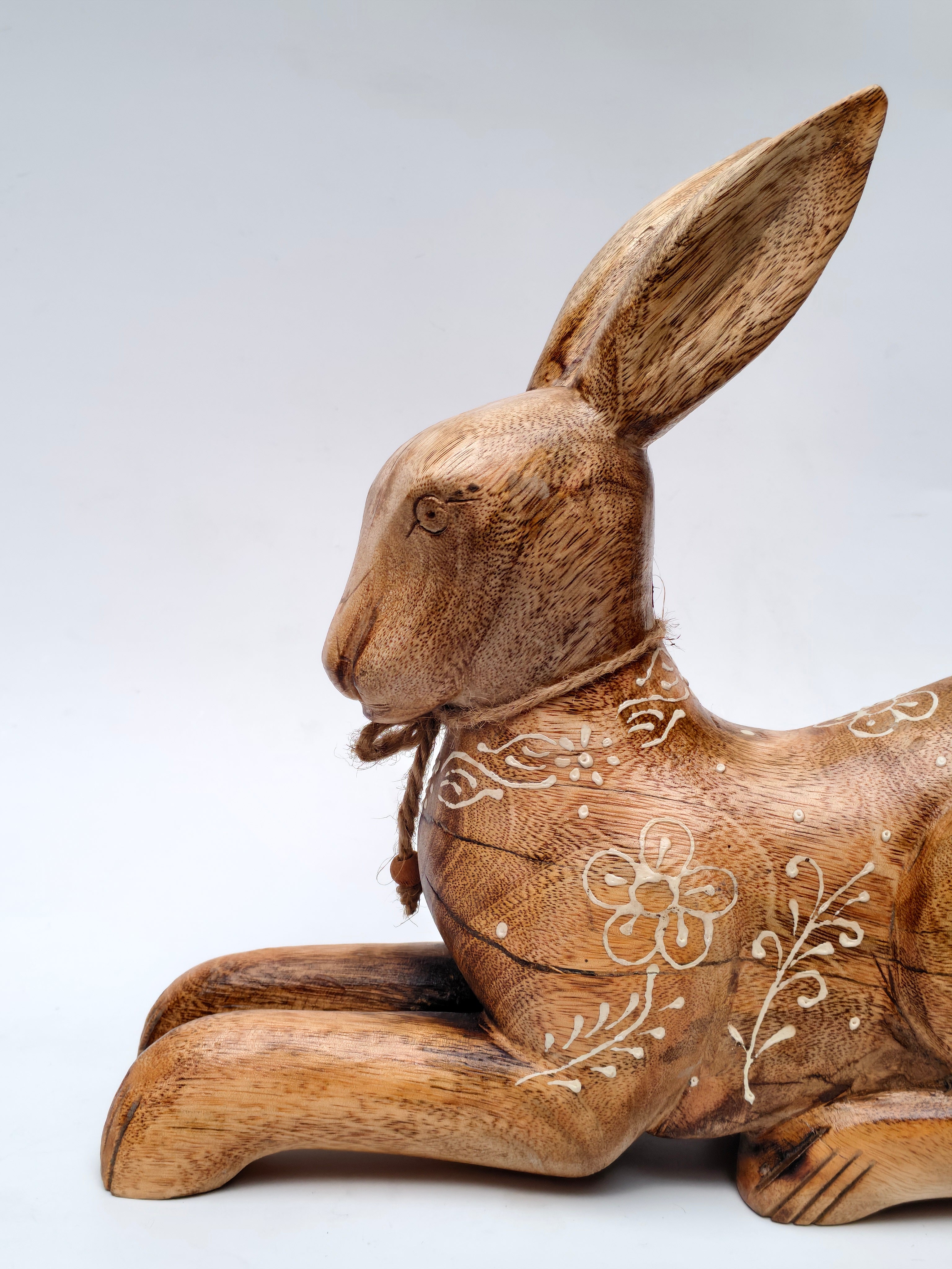 Wooden Rabbit Figurine for Home Decor & Gifting