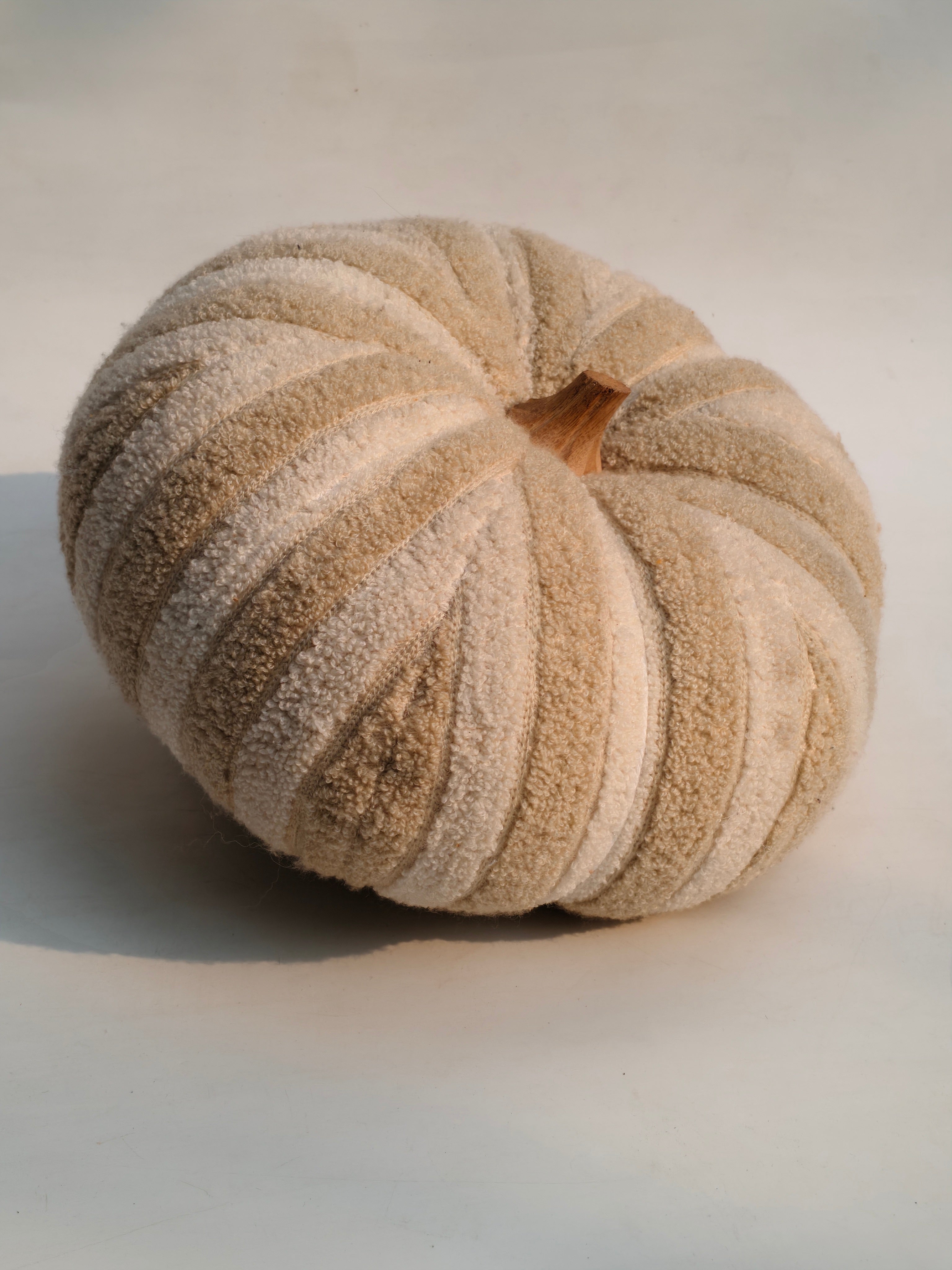 Cozy Textured Pumpkin Cushion – Beige & Cream
