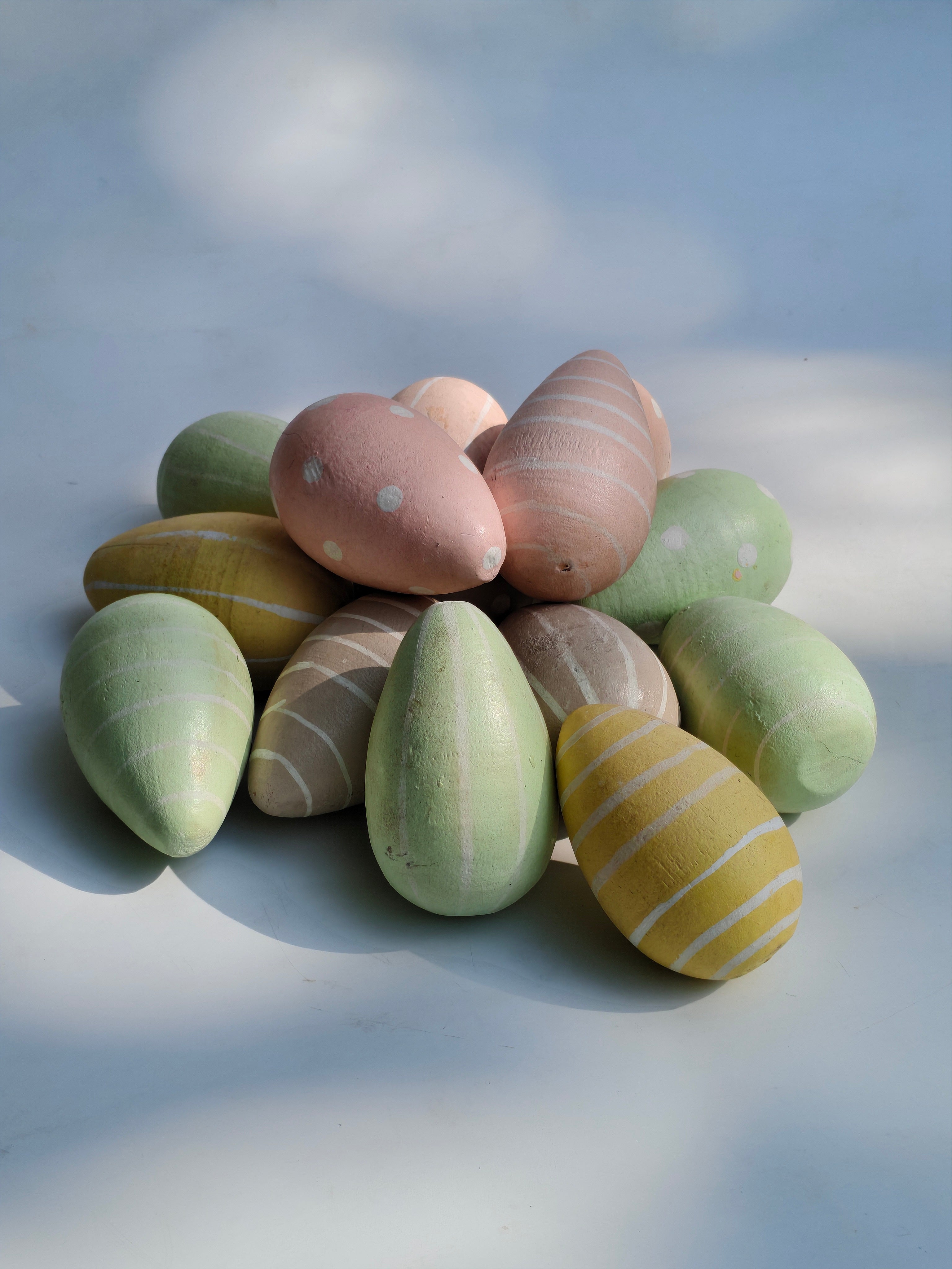 Claire Martin Studios Pastel Hand-Painted Decorative Wooden Eggs – Set of 8 with Storage Box | Natural Tones for Bowl Filling & Festive Decor