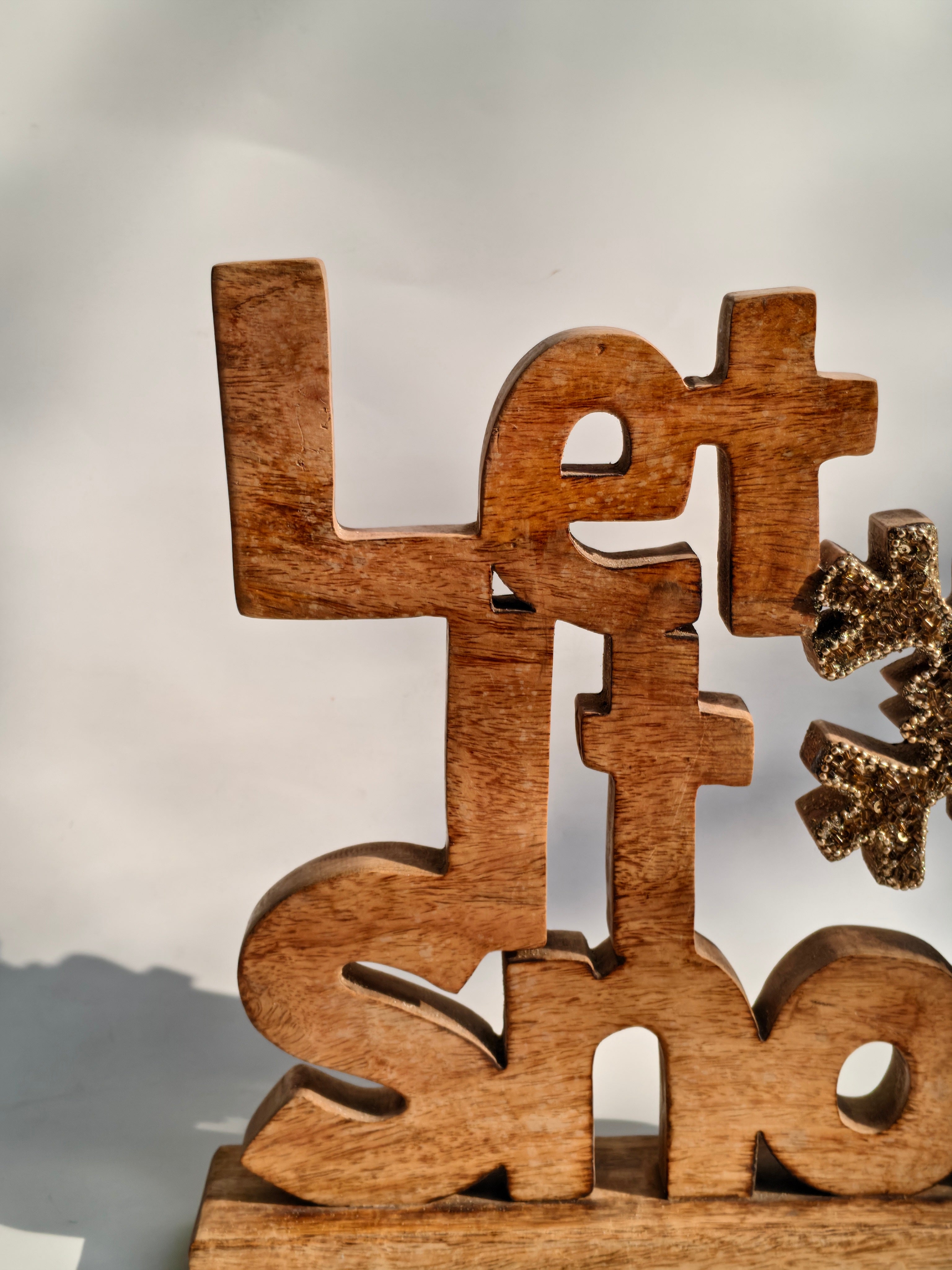 Wooden “Let It Snow” Tabletop Décor