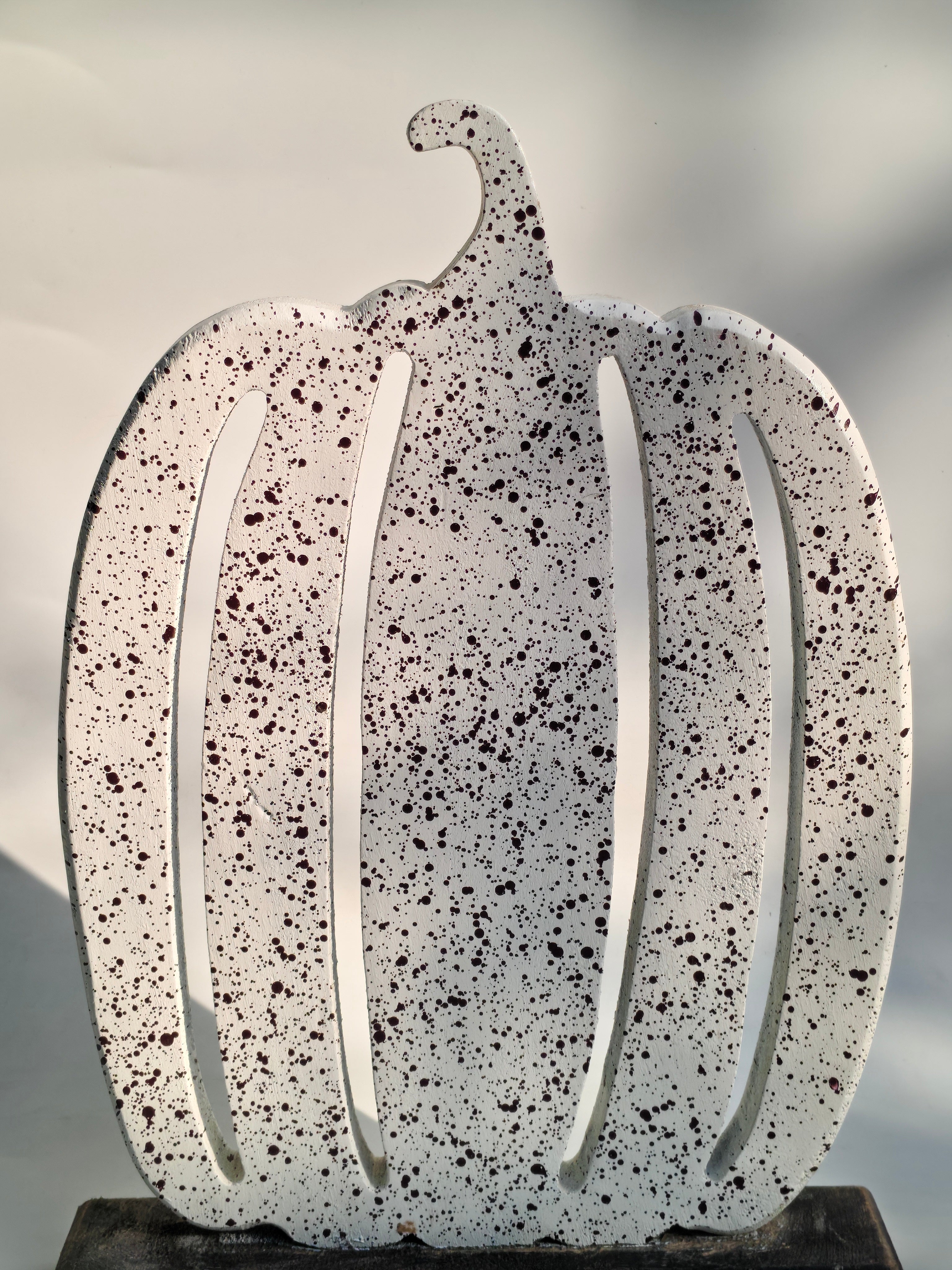 Splatter-Cut Pumpkin Silhouette – Minimal Modern Fall Decor