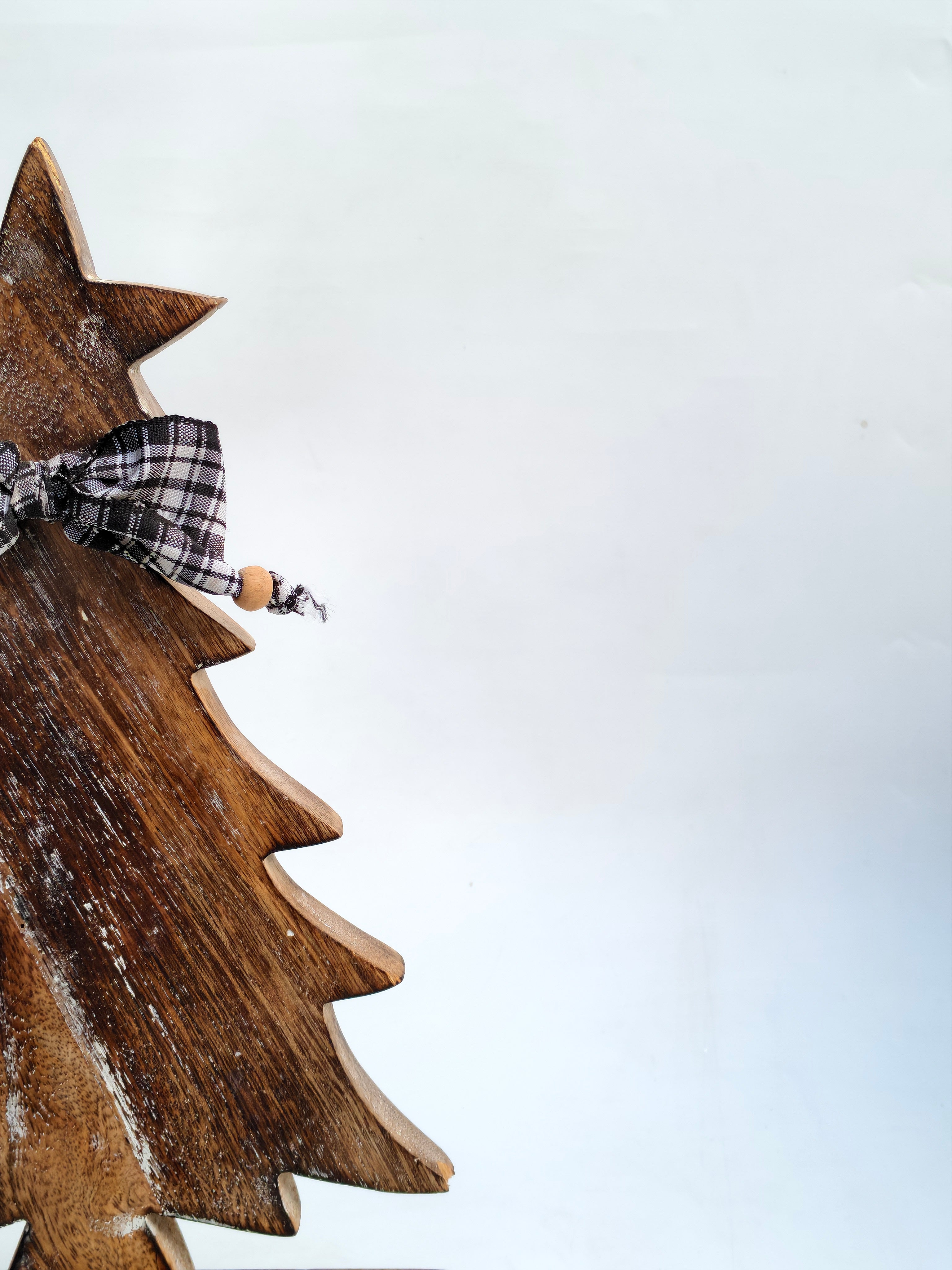 Handcrafted Wooden Christmas Tree Decor with Plaid Bow – Rustic Holiday Accent