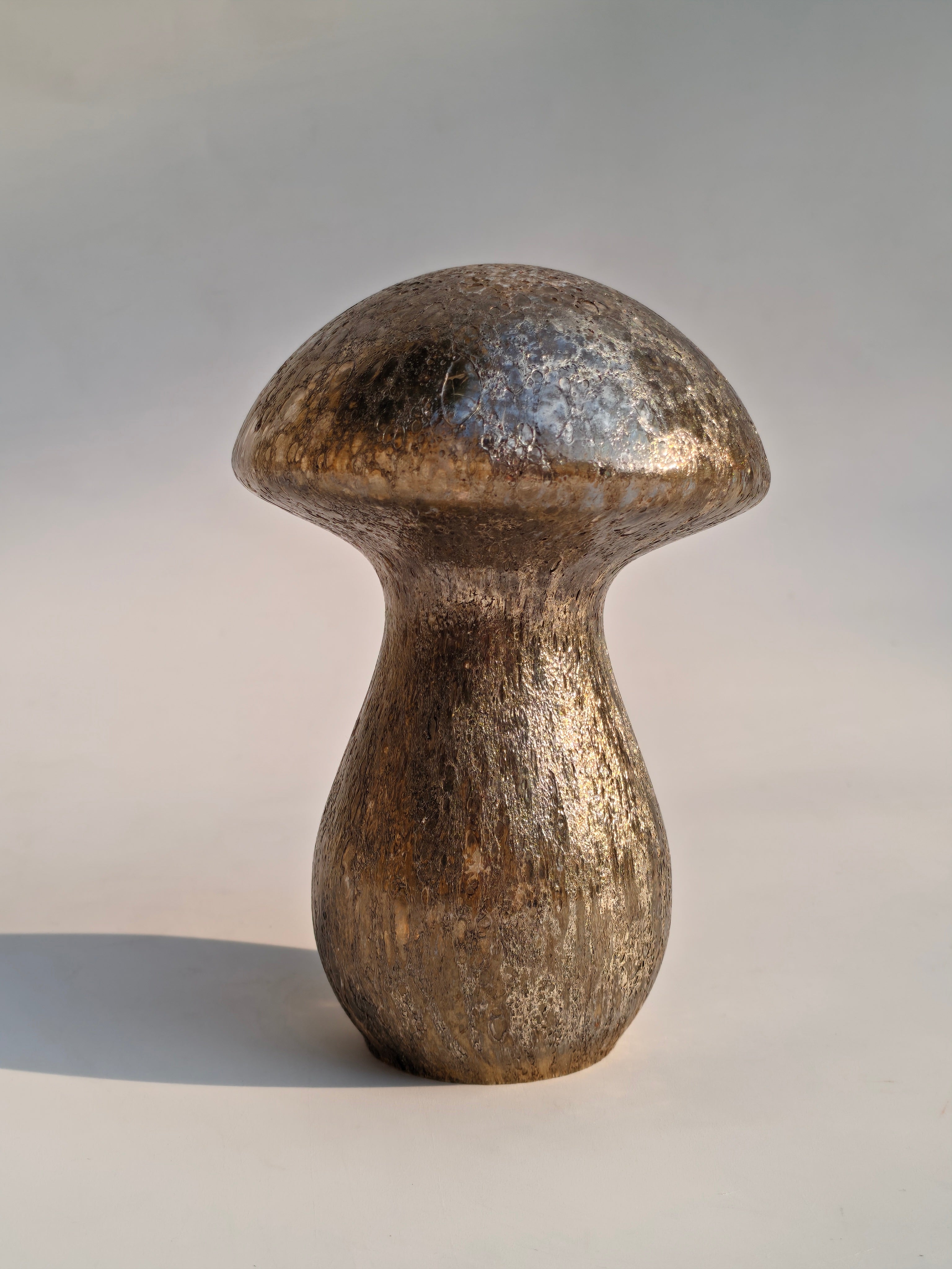 Antique Gold Mushroom Accent – Sculptural Table Décor